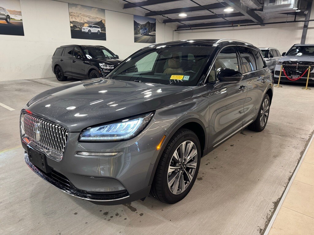 2022 Lincoln Corsair Reserve photo 4