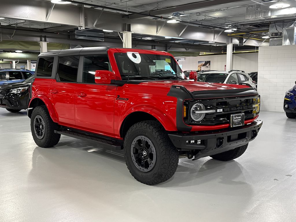 2022 Ford Bronco 4-Door Outer Banks