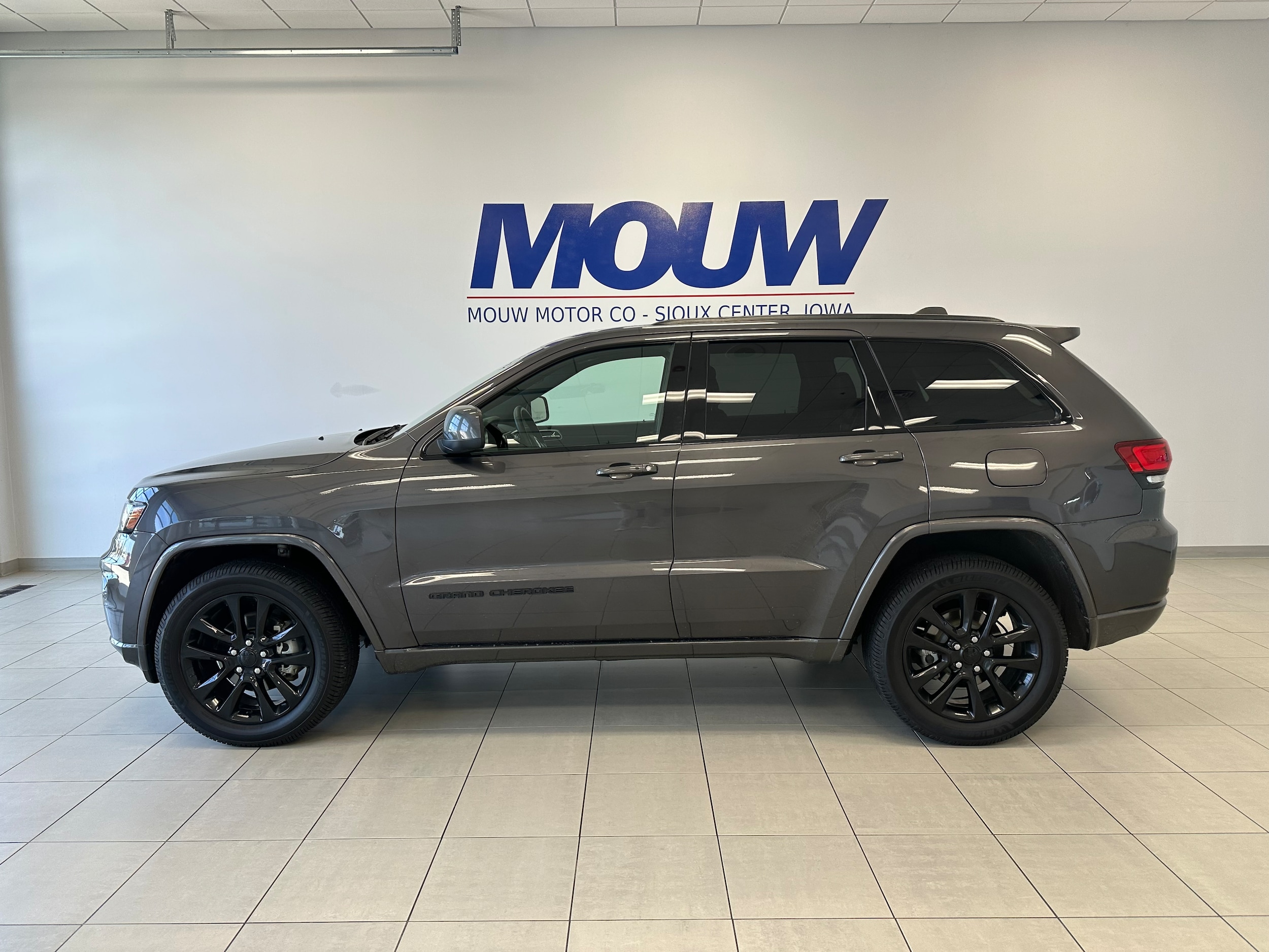 2018 Jeep Grand Cherokee Altitude 4WD's photo