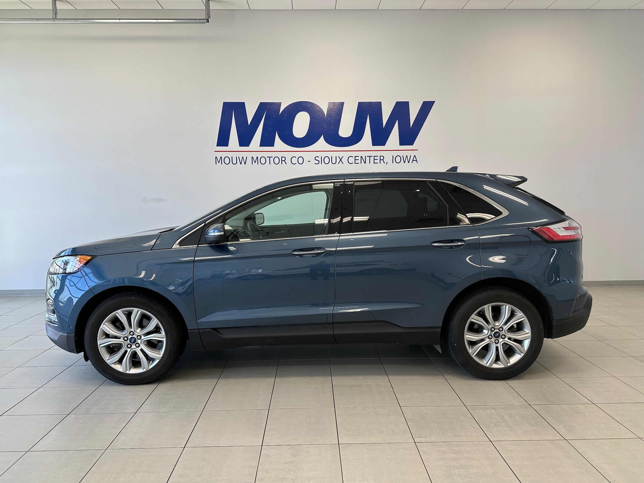 2019 Ford Edge Titanium AWD's photo