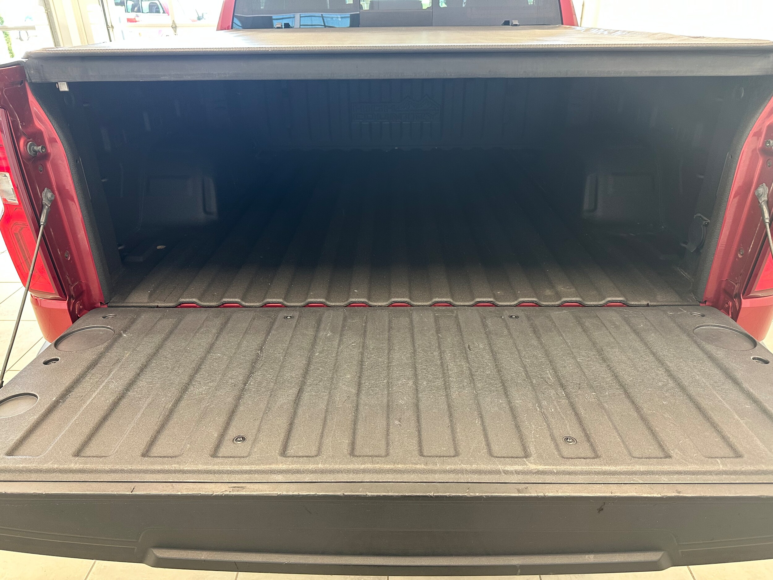 2019 Chevrolet Silverado 1500 High Country - Photo 8