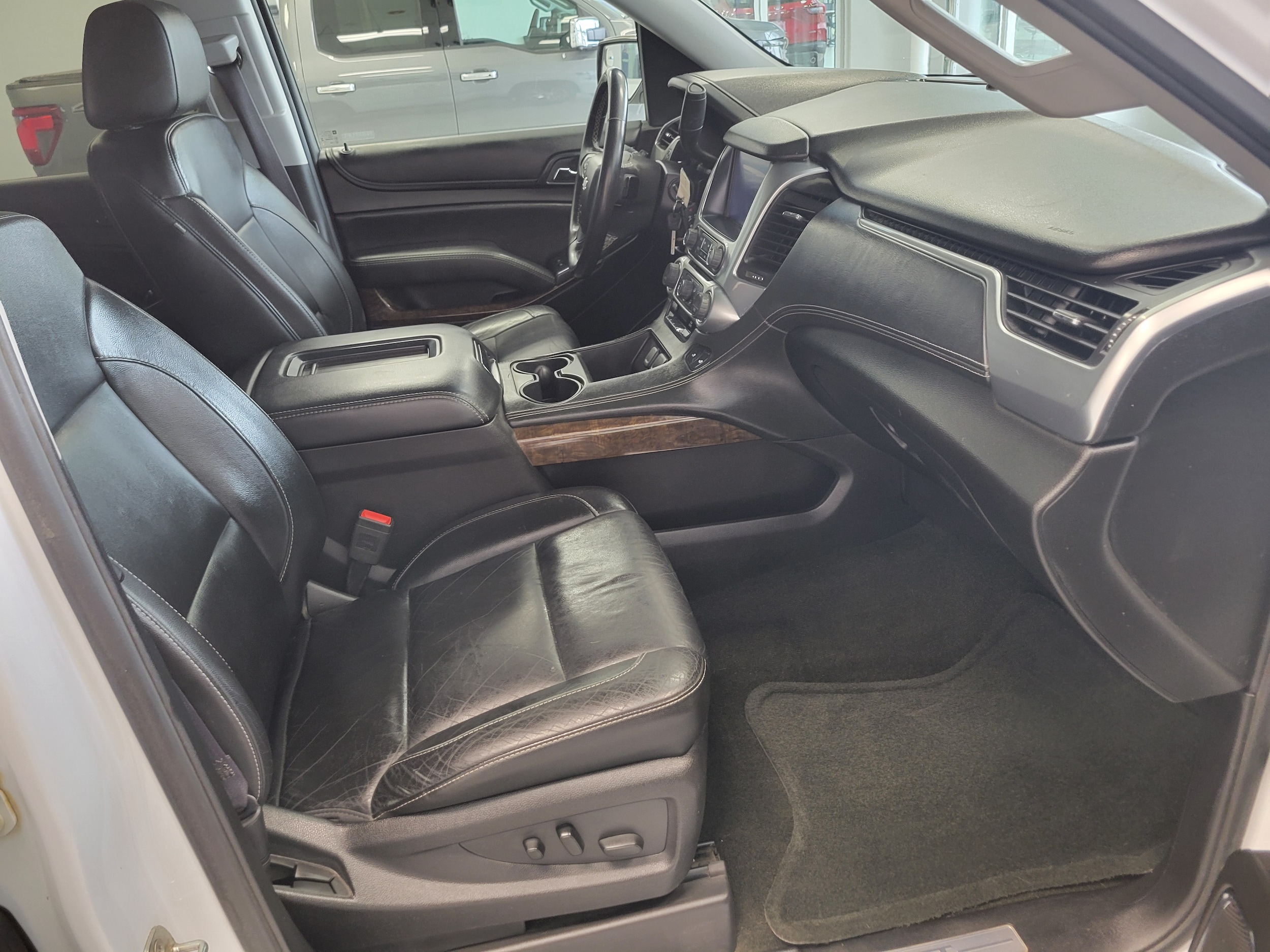 2017 Chevrolet Tahoe LT - Photo 14