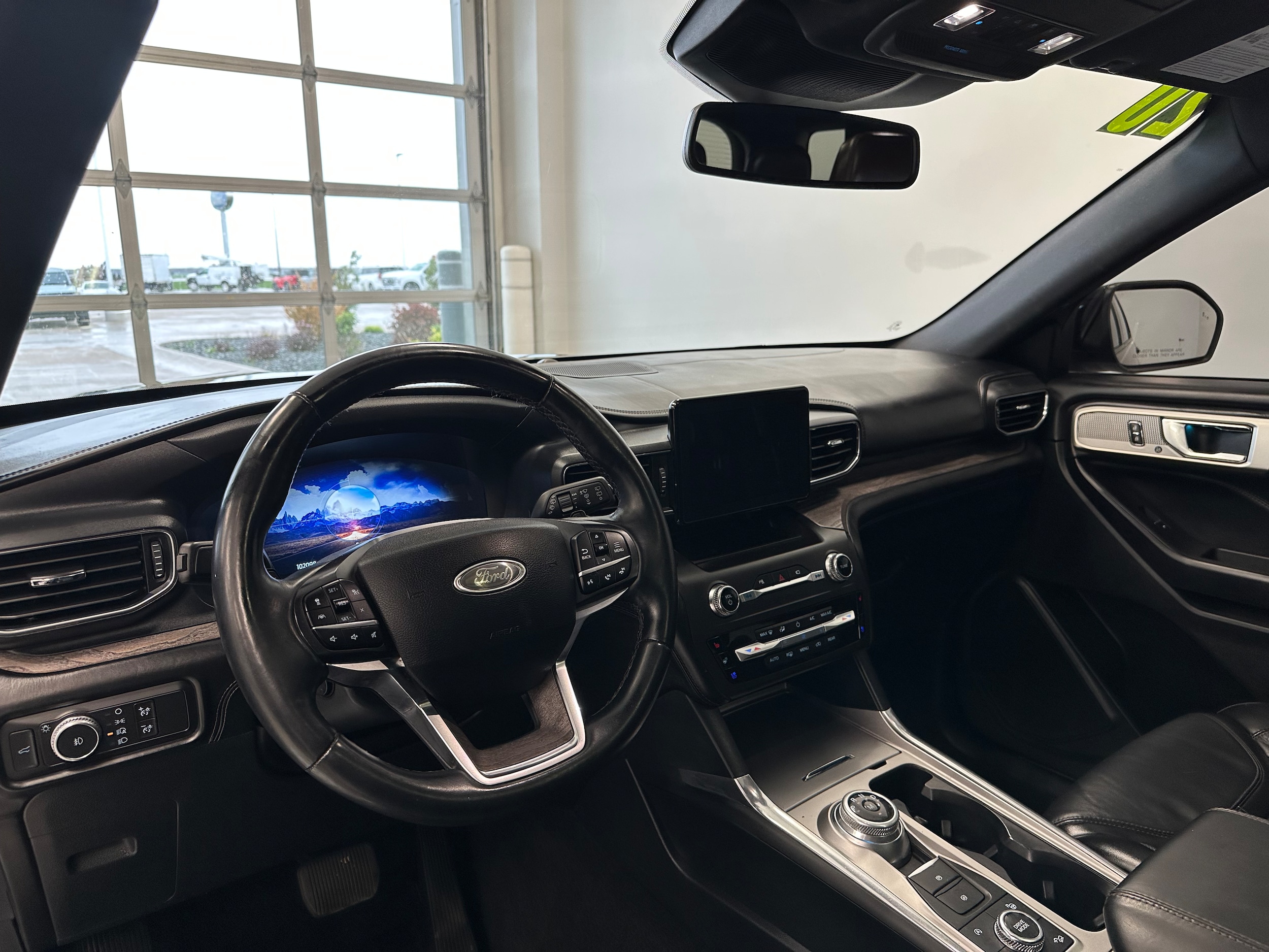 2020 Ford Explorer Platinum - Photo 9