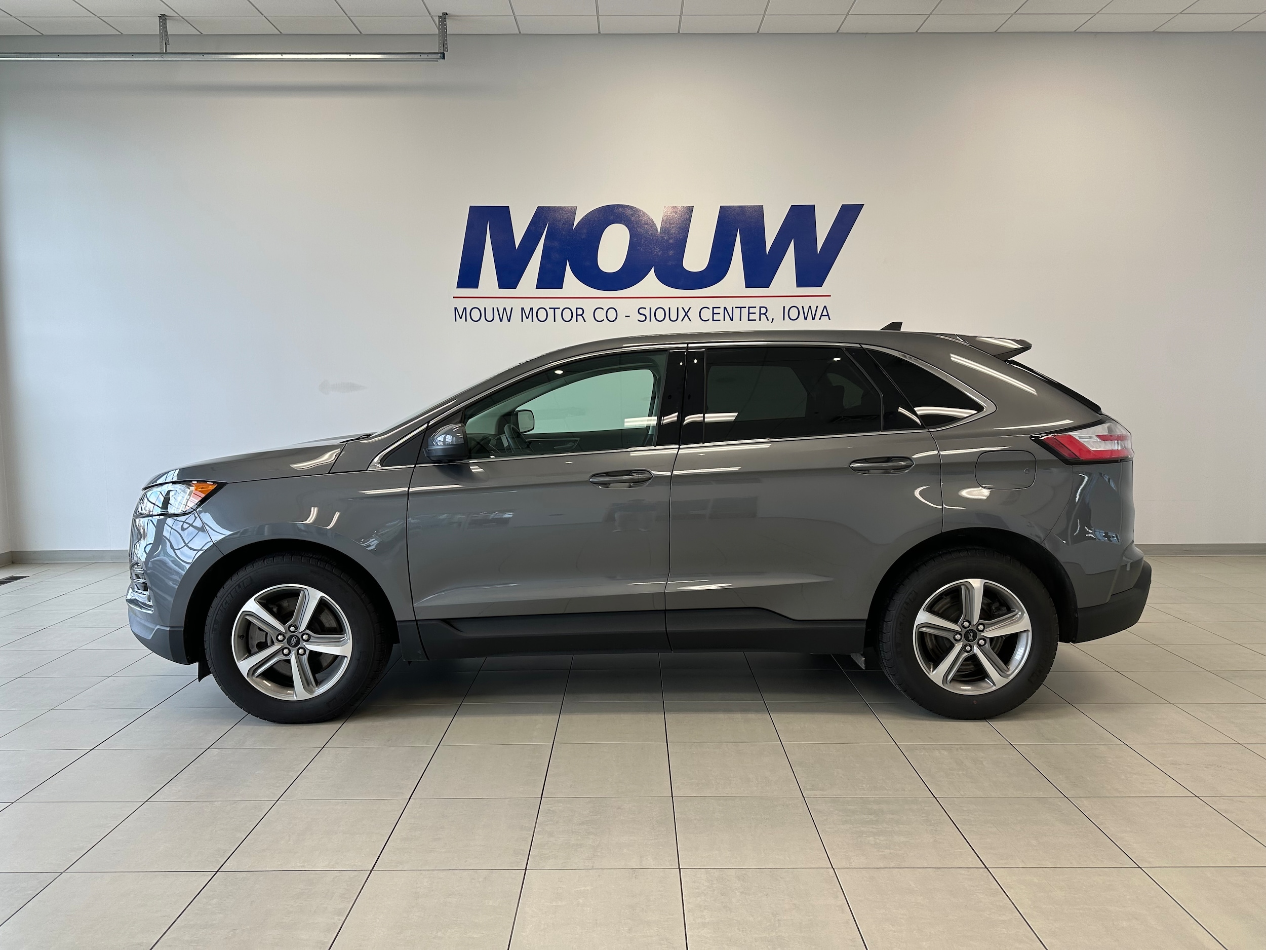 2024 Ford Edge SEL AWD's photo
