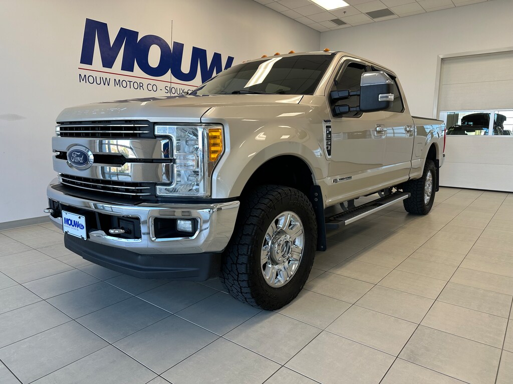 Used 2017 Ford F-250 Crew CAB