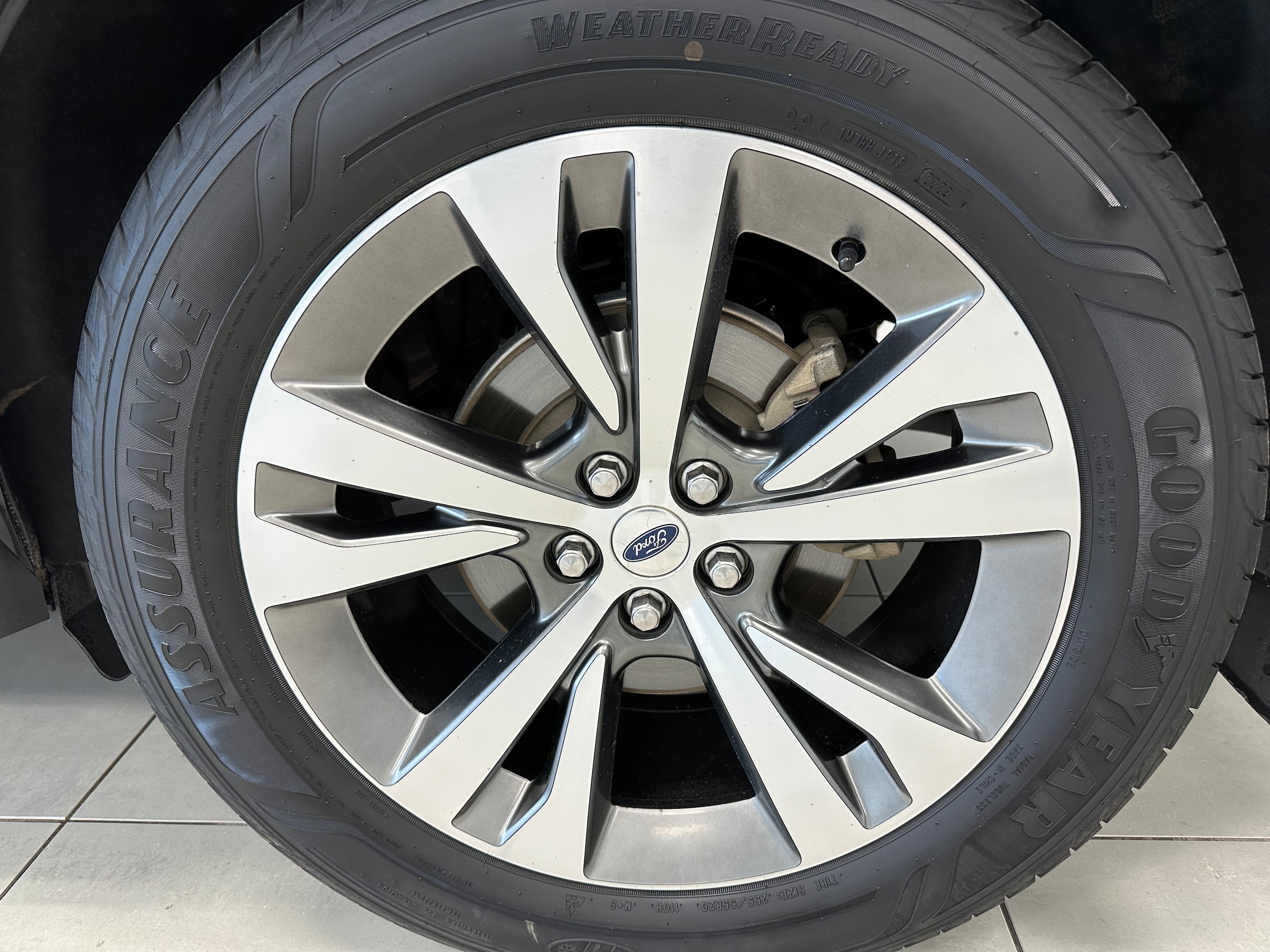 2020 Ford Explorer Platinum - Photo 7
