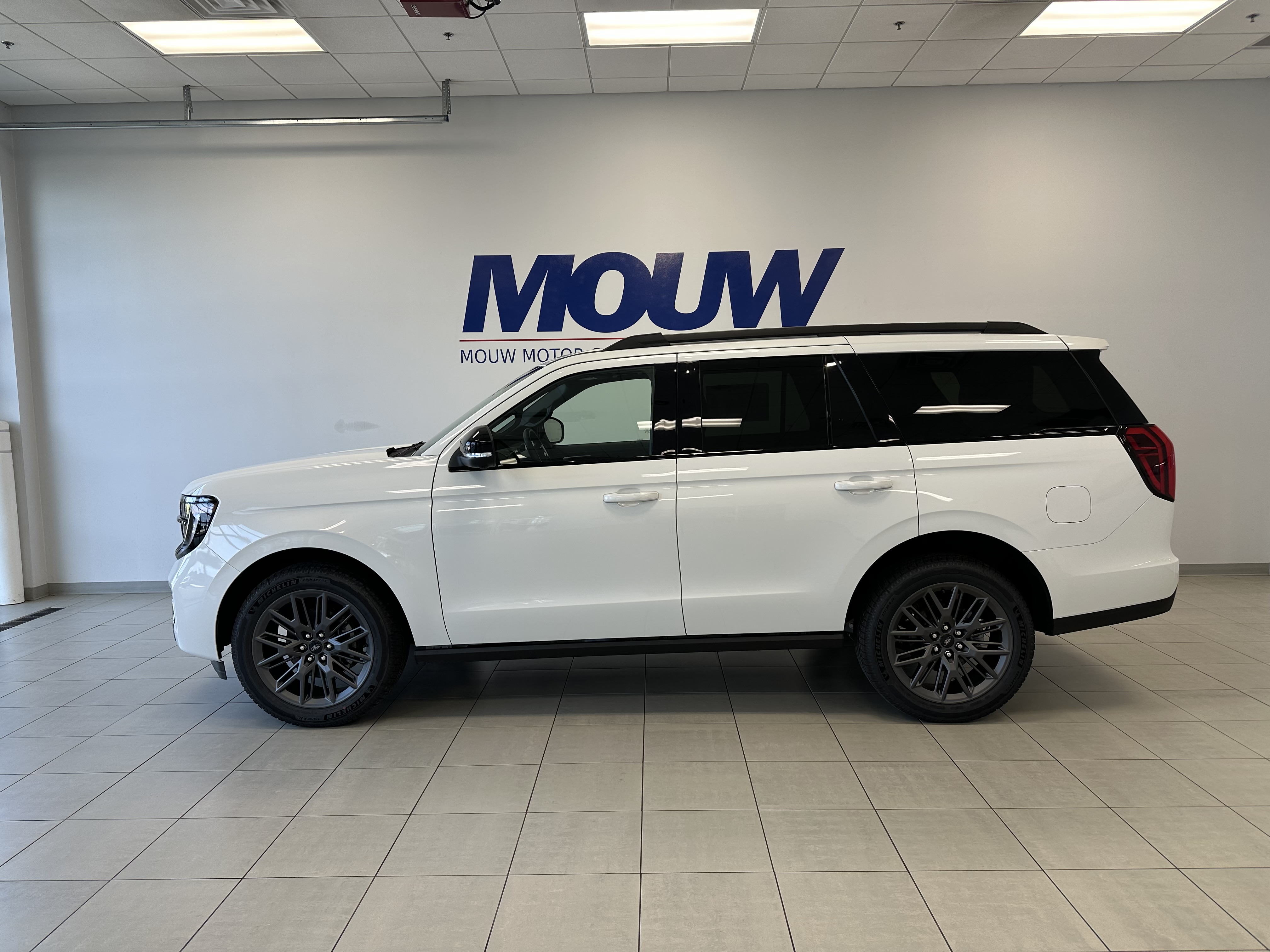 2027 Ford Expedition Platinum 