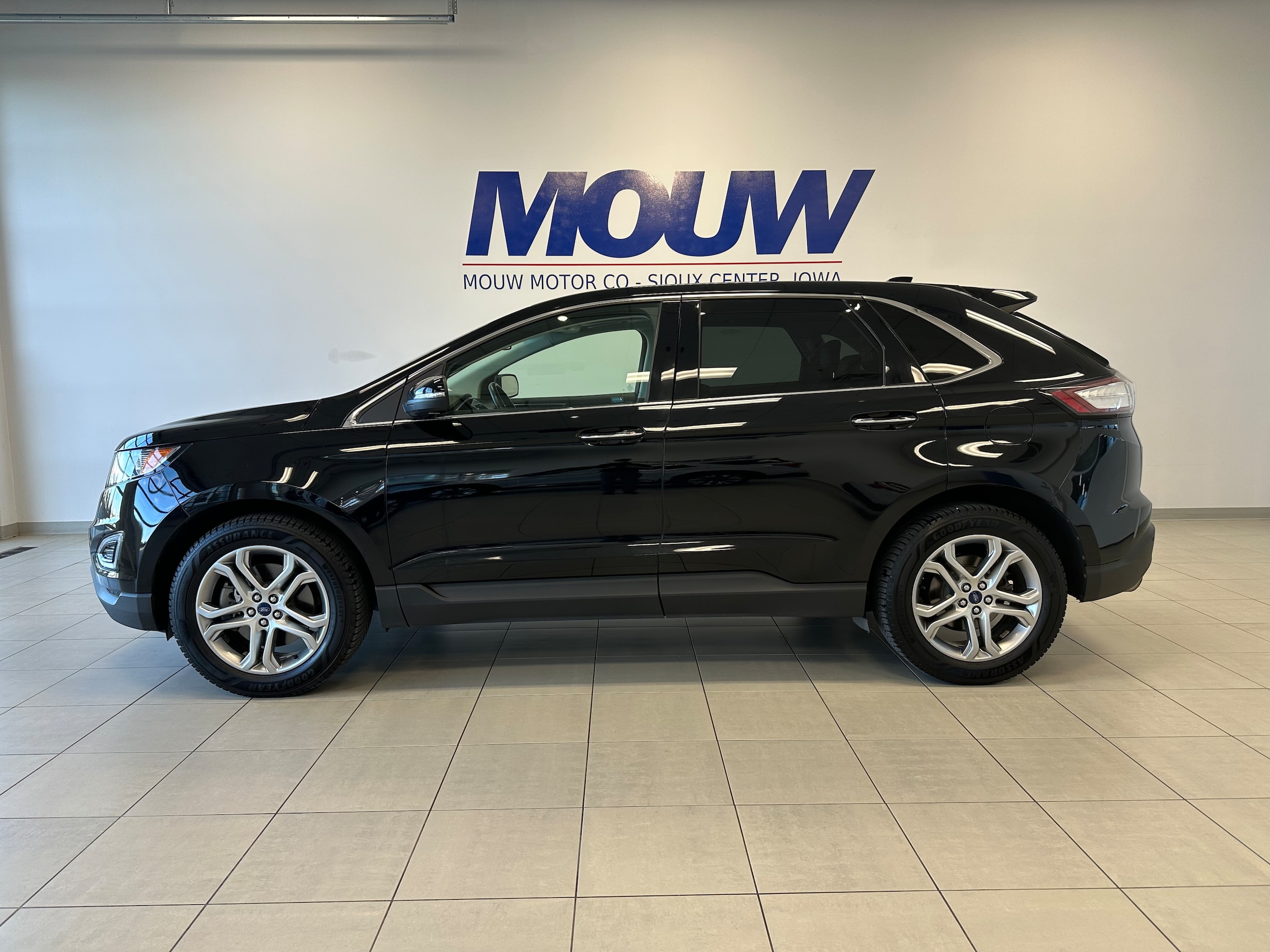 2017 Ford Edge Titanium