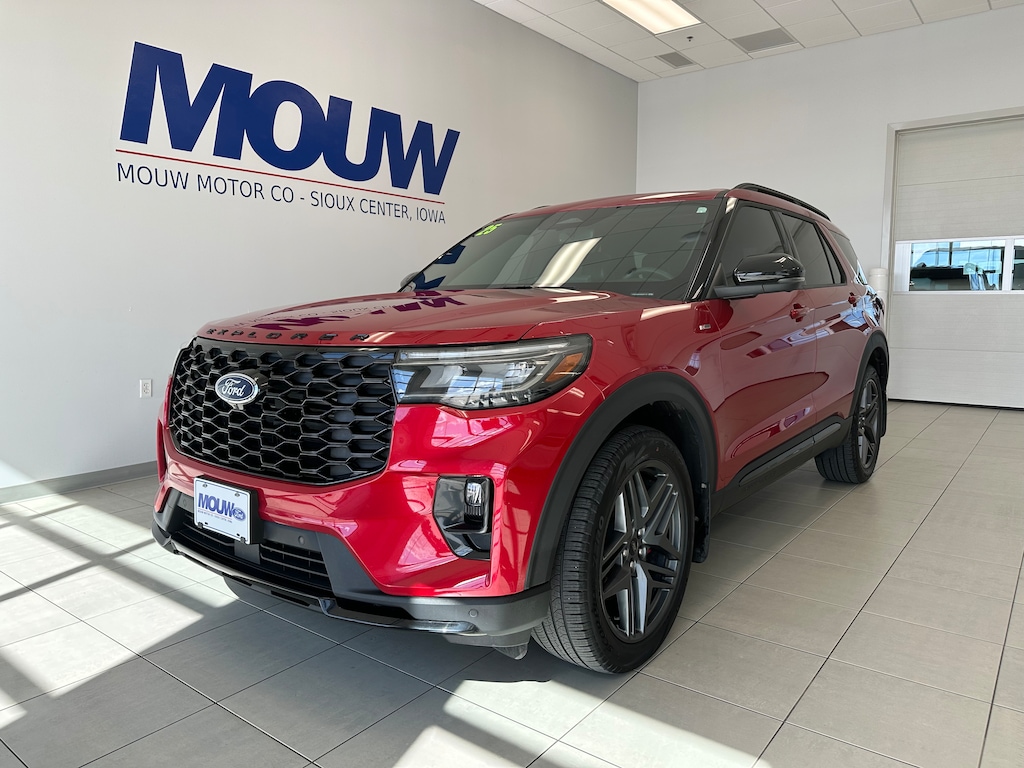 Used 2025 Ford Explorer ST-Line SUV