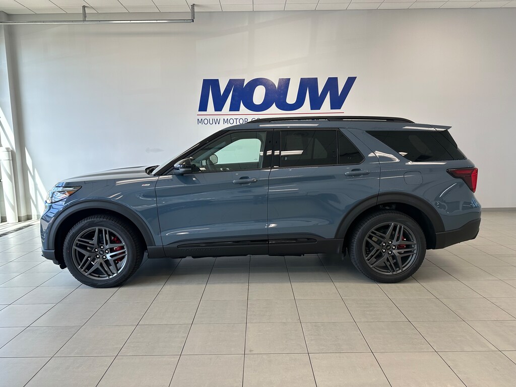 New 2025 Ford Explorer ST-Line SUV