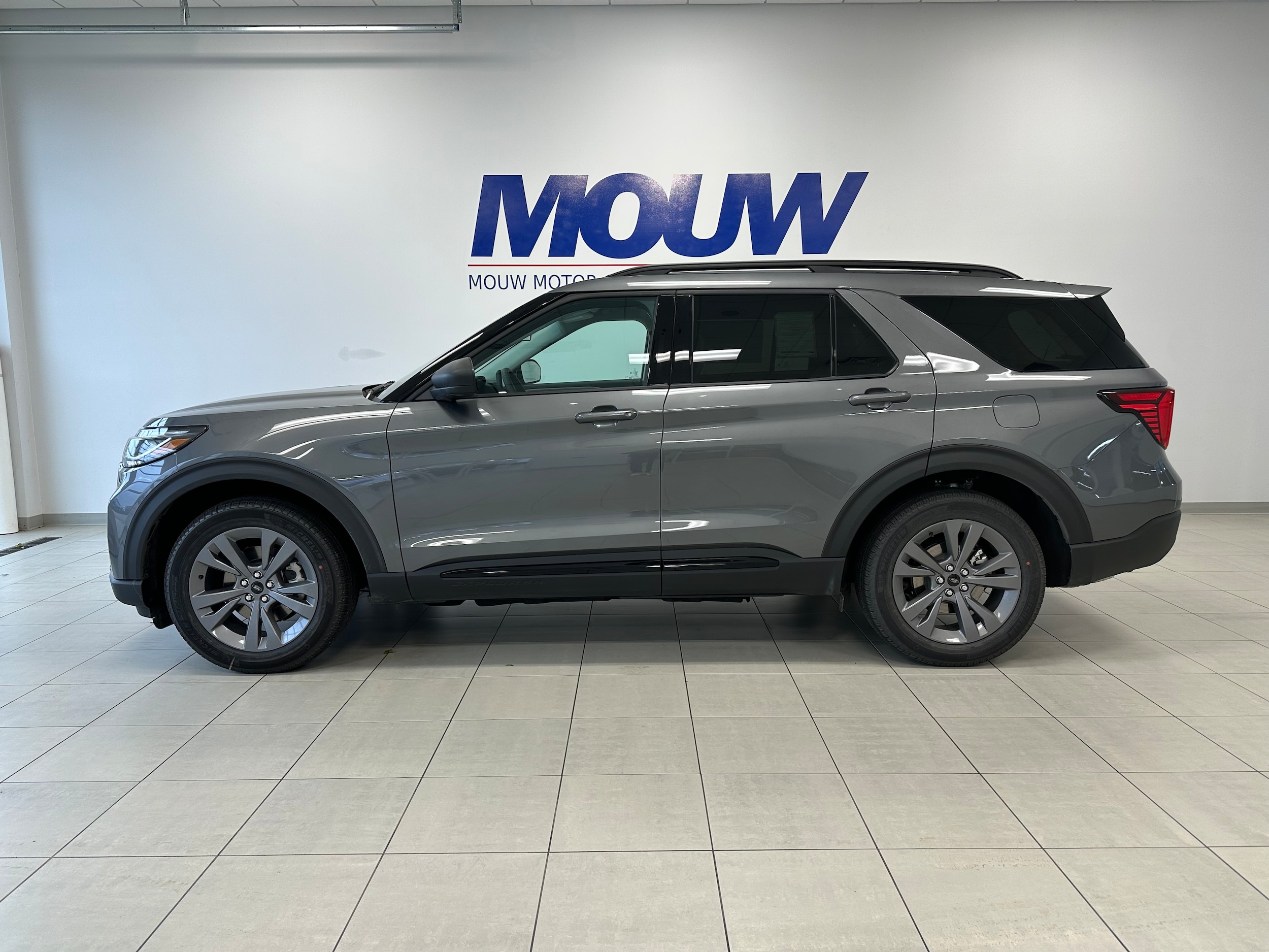 2026 Ford Explorer Active's photo