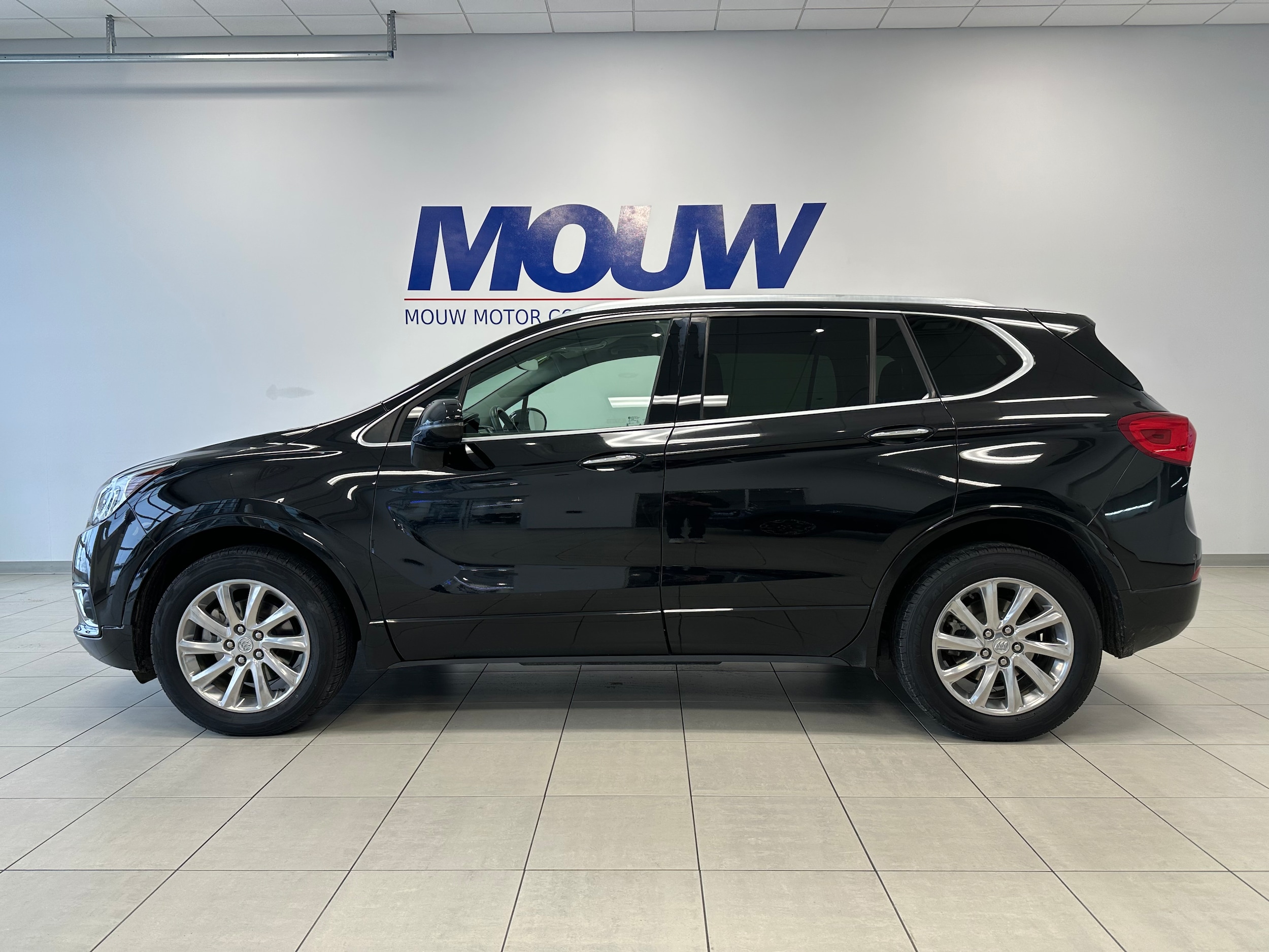 2020 Buick Envision Essence's photo
