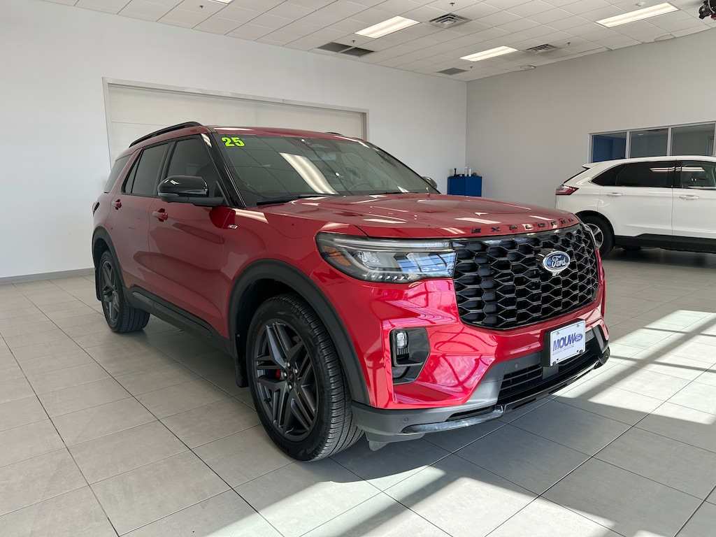 Used 2025 Ford Explorer ST-Line SUV