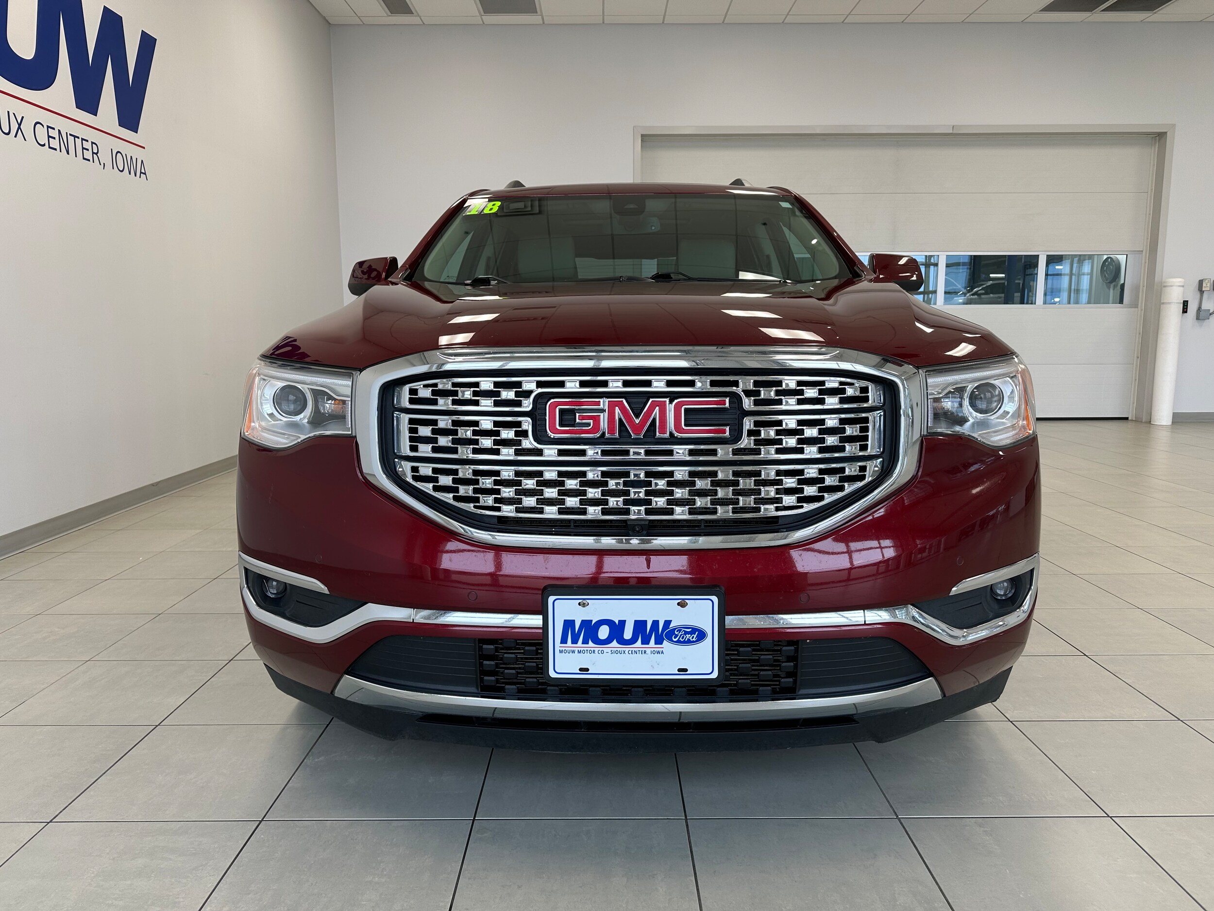 2018 Gmc Acadia Denali photo 3