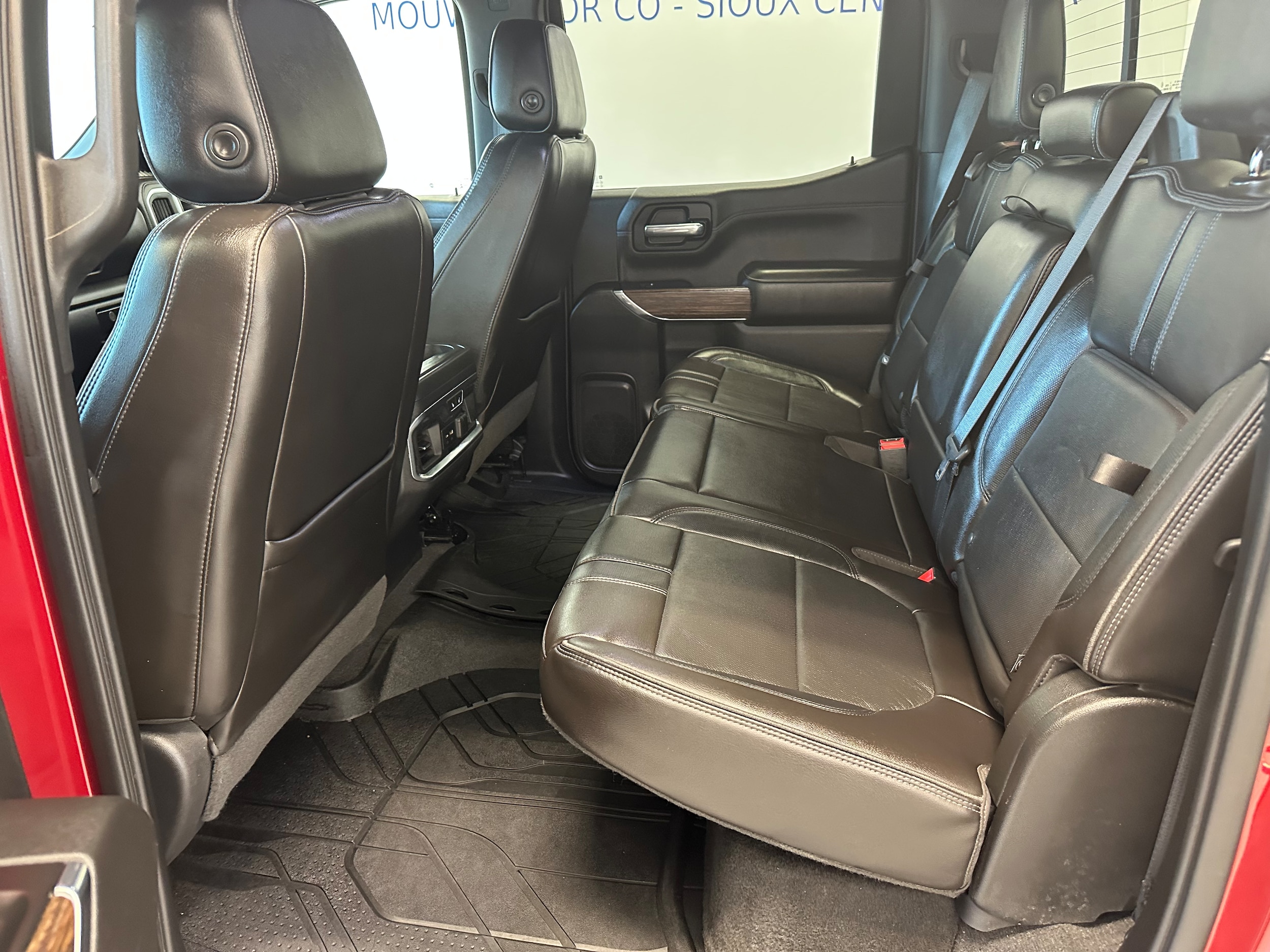2019 Chevrolet Silverado 1500 High Country - Photo 12