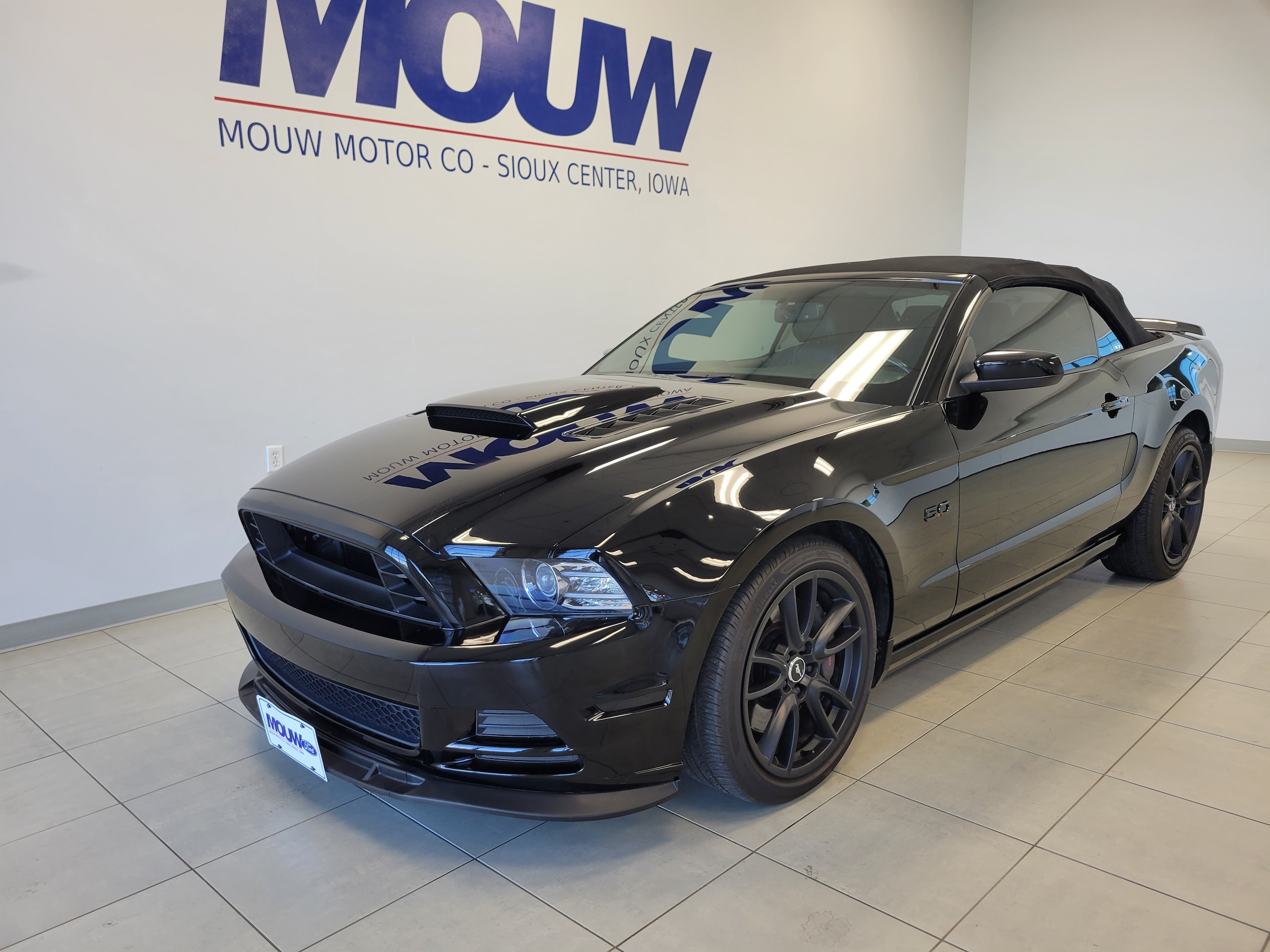 Used 2014 Ford Mustang GT Premium with VIN 1ZVBP8FF3E5200019 for sale in Sioux Center, IA