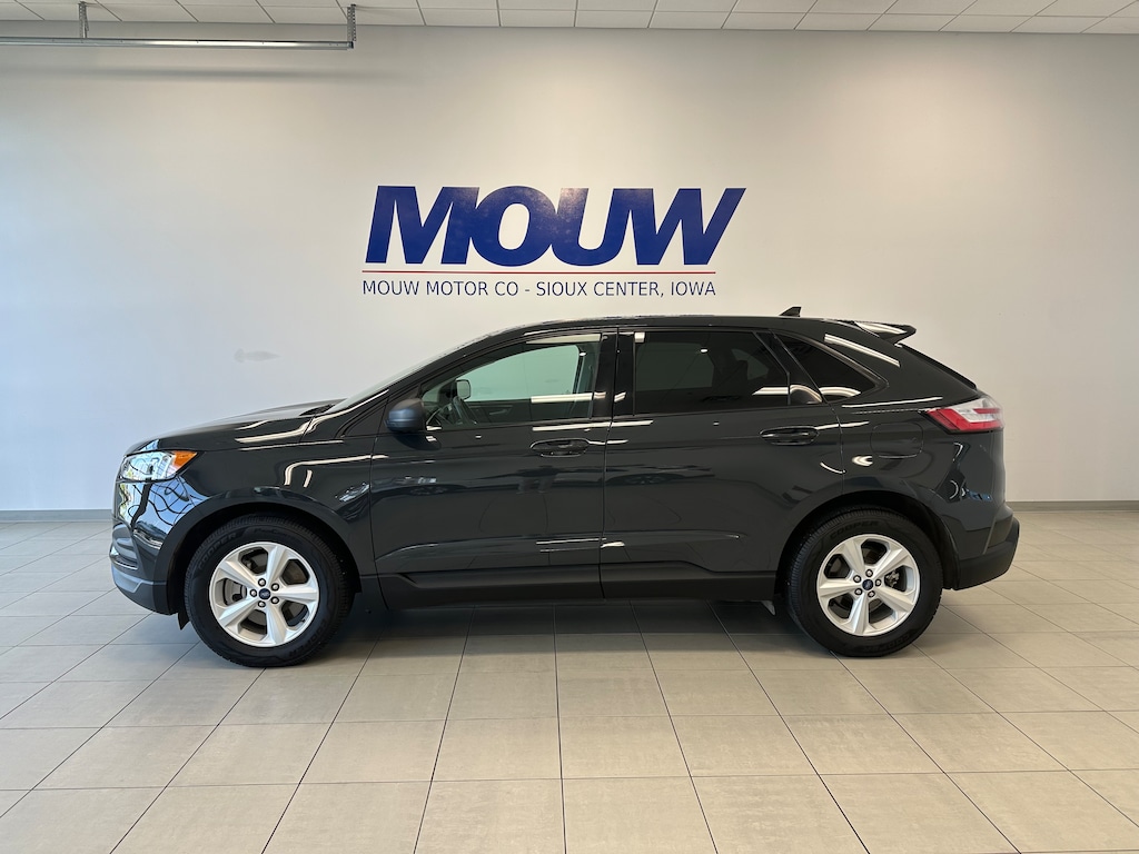 Used 2021 Ford Edge SE SUV