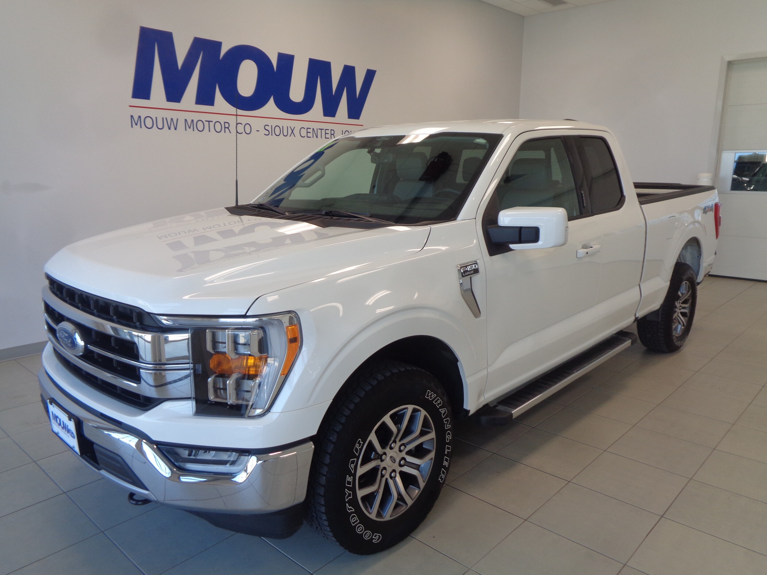 Used 2021 Ford F-150 Lariat with VIN 1FTFX1E89MKE65171 for sale in Sioux Center, IA