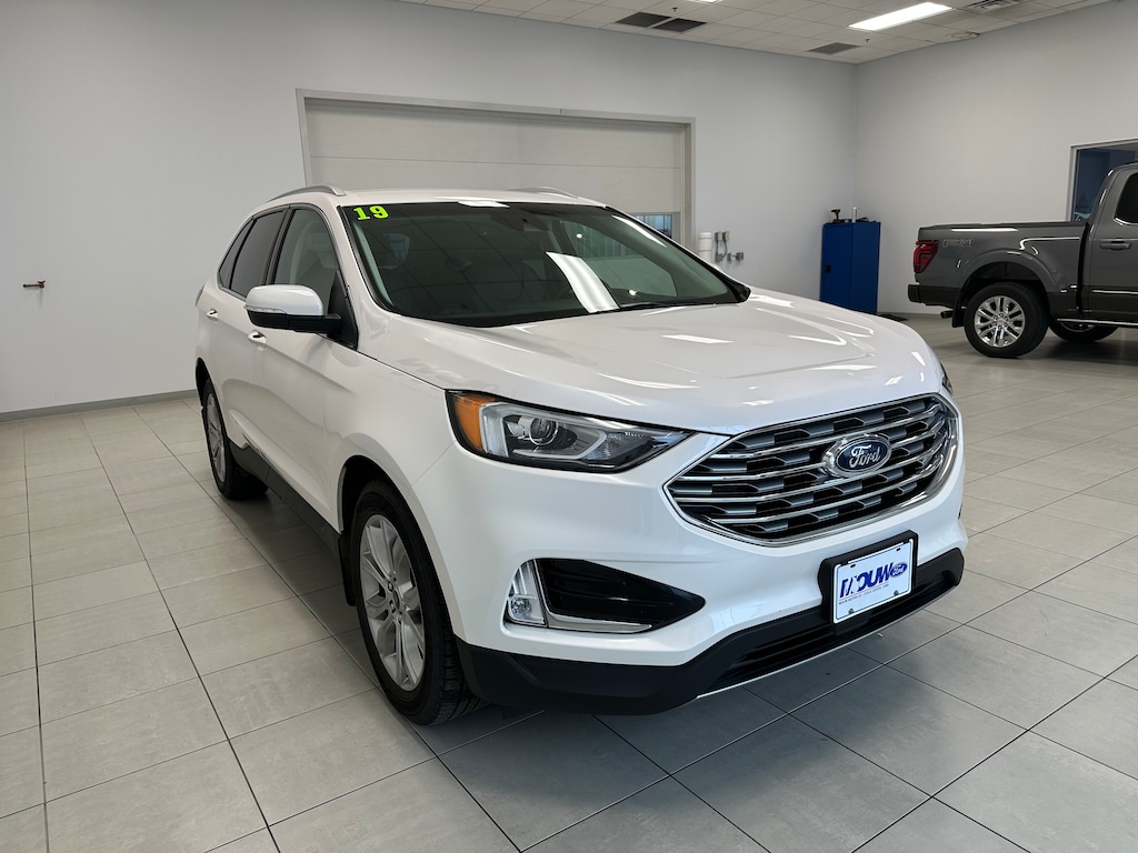 Used 2019 Ford Edge Titanium SUV
