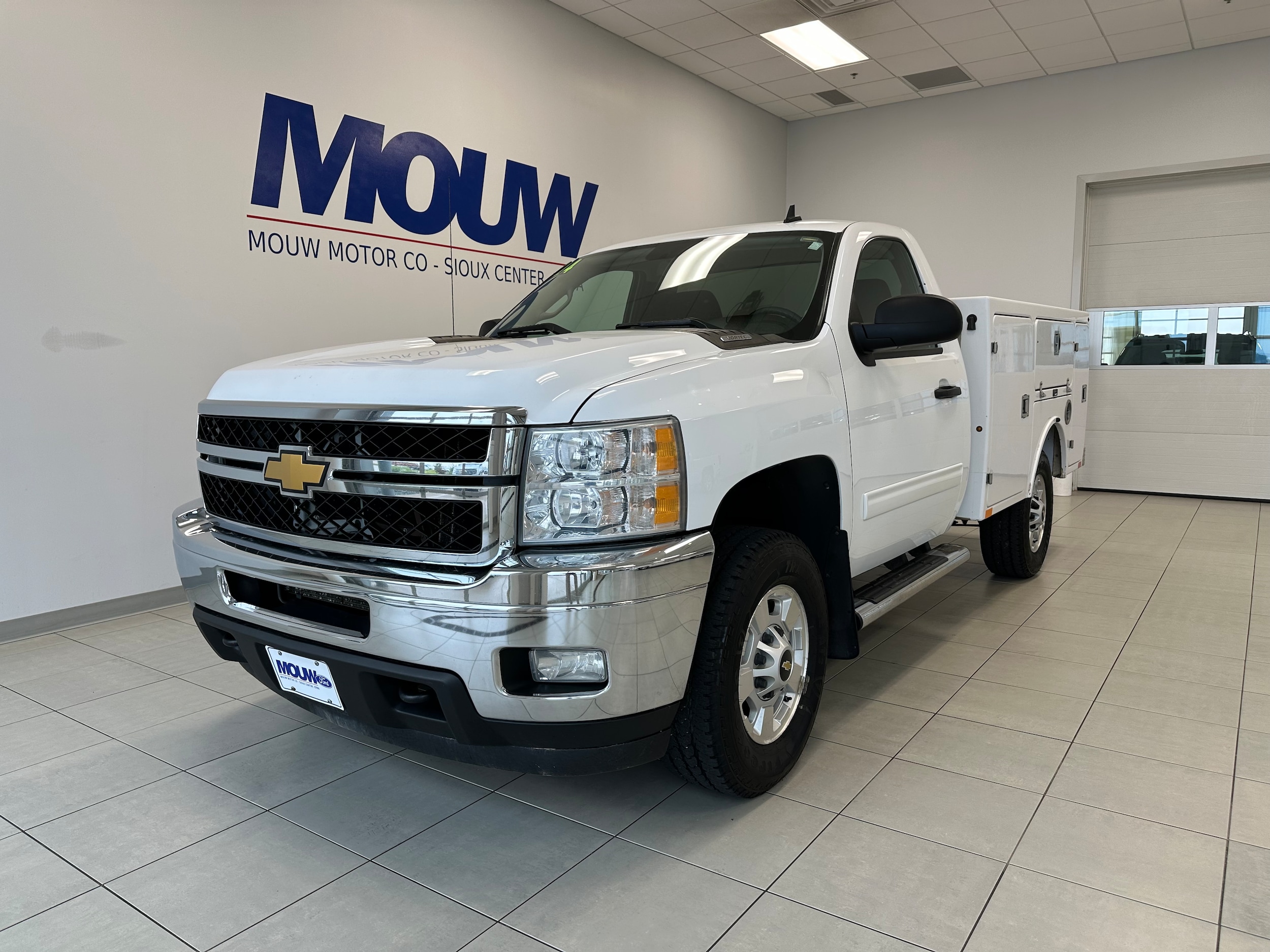 Used 2014 Chevrolet Silverado 2500HD LT with VIN 1GB0KXCG0EF164384 for sale in Sioux Center, IA