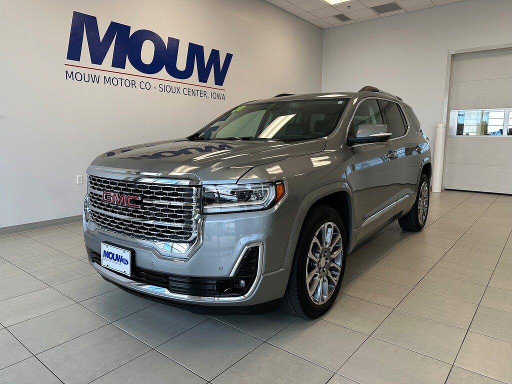 Used 2023 GMC Acadia Denali SUV