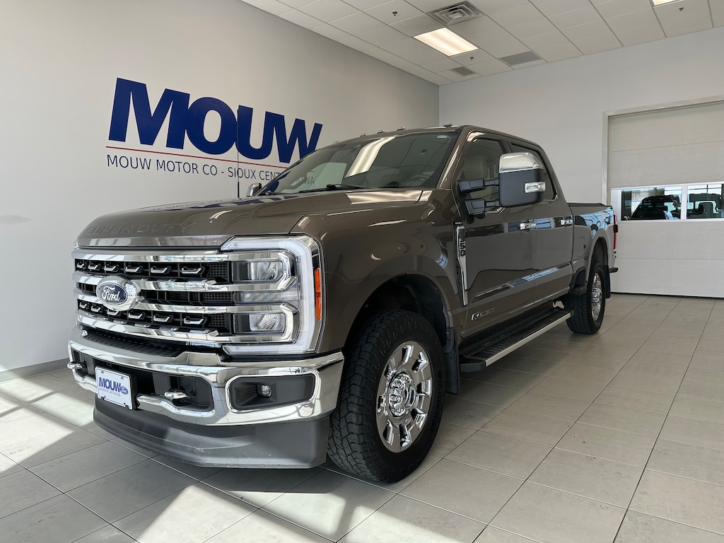 Used 2023 Ford Super Duty F-350 SRW Lariat Pickup