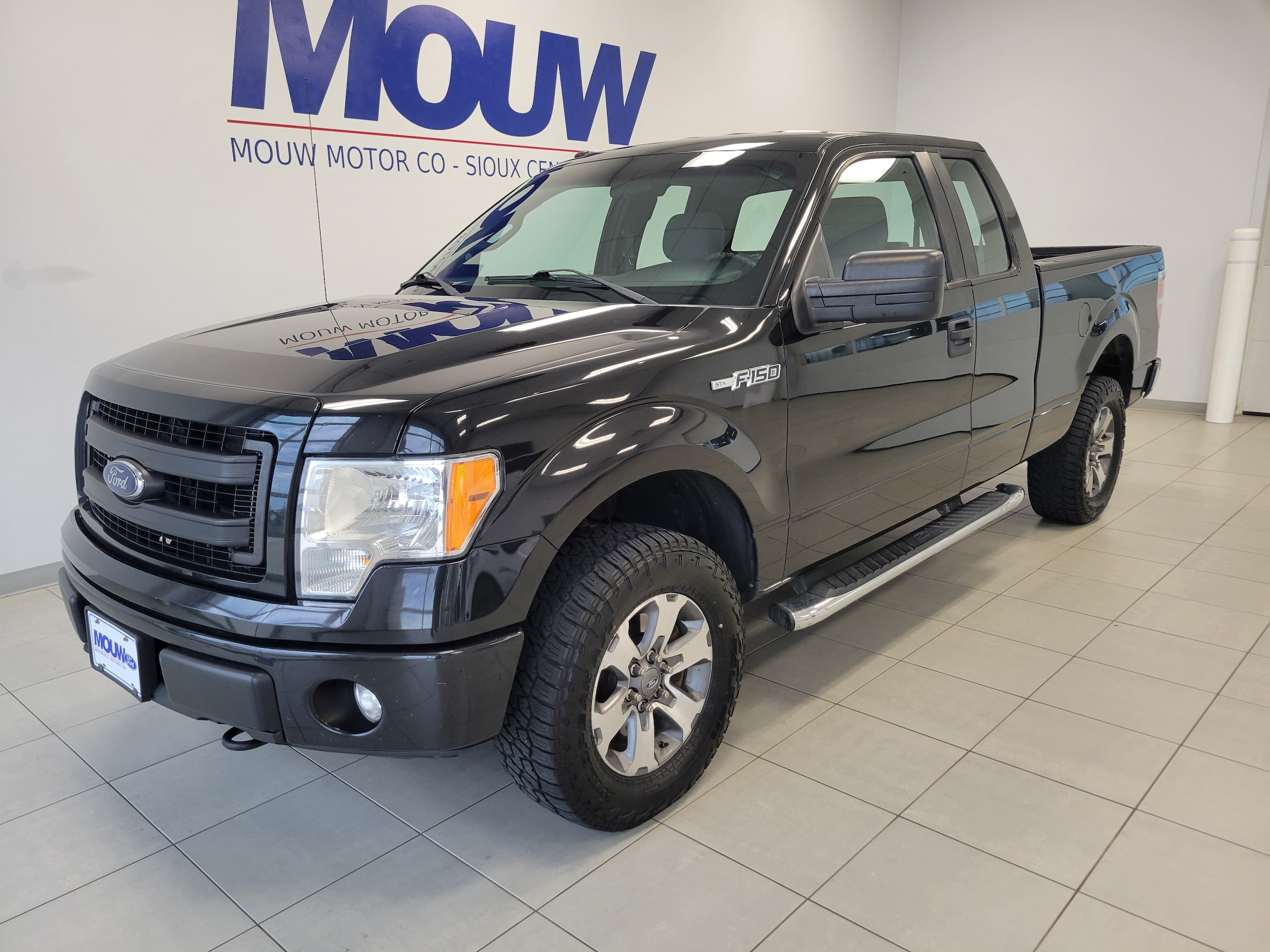 Used 2013 Ford F-150 STX with VIN 1FTFX1EF8DFB37375 for sale in Sioux Center, IA