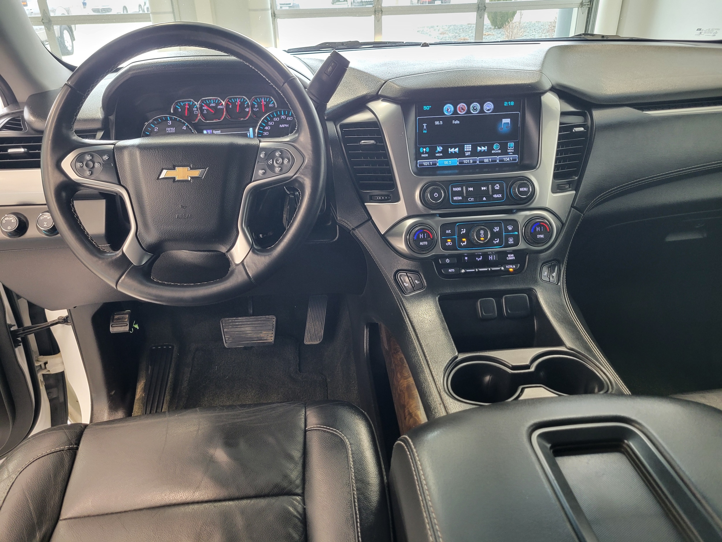 2017 Chevrolet Tahoe LT - Photo 15