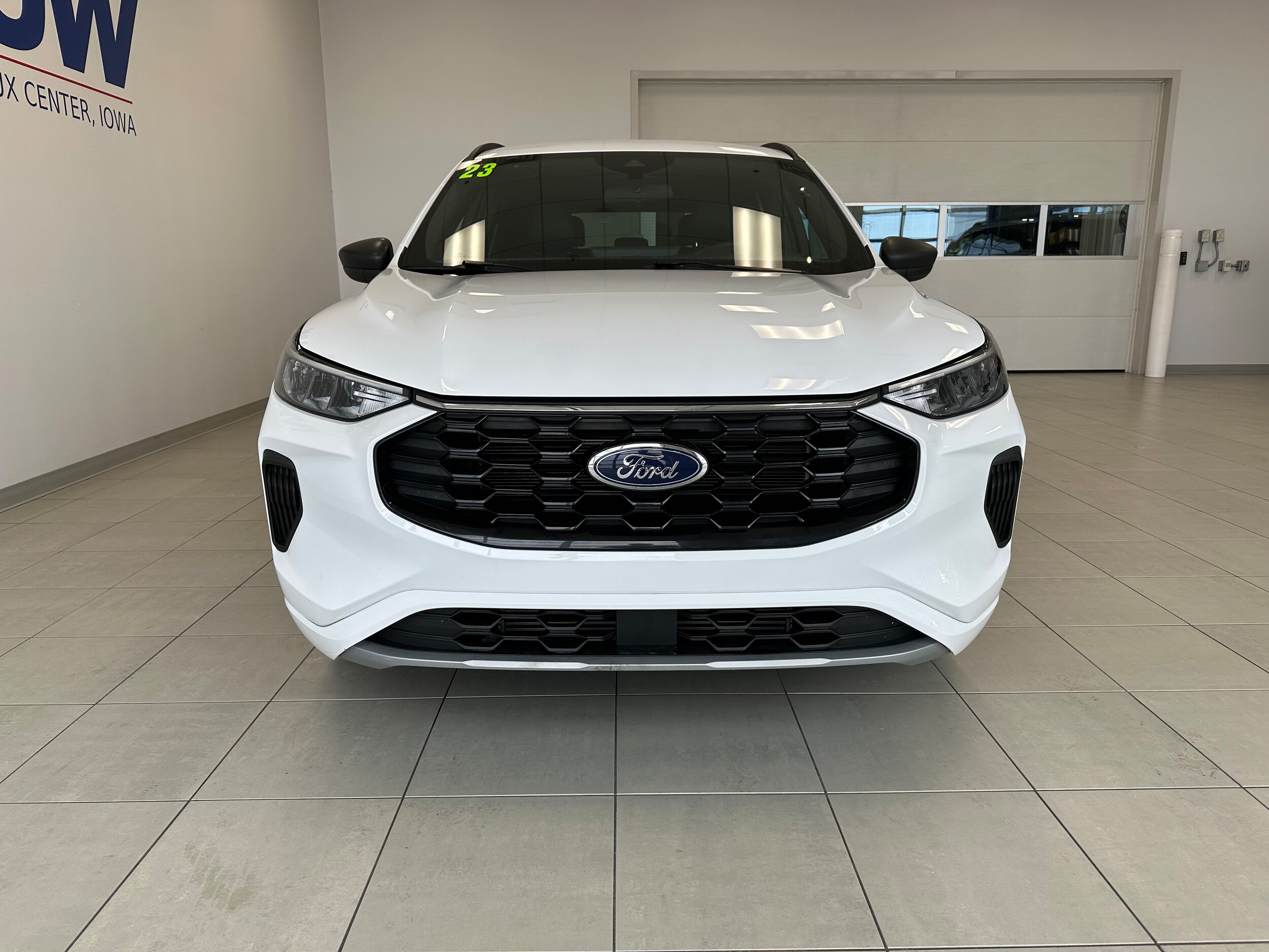 2023 Ford Escape ST-Line photo 3
