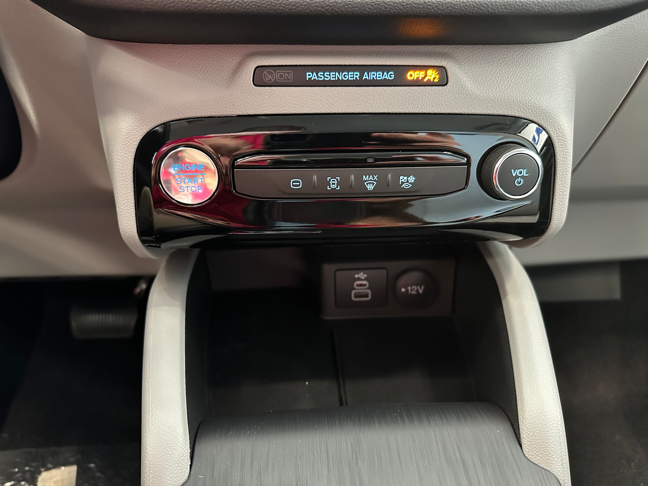 2025 Ford Escape Plug-in hybrid PHEV - Photo 21
