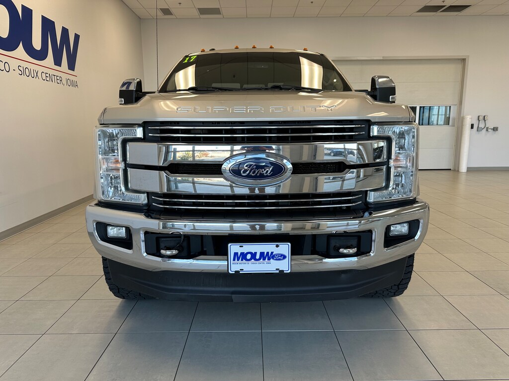 Used 2017 Ford F-250 Crew CAB