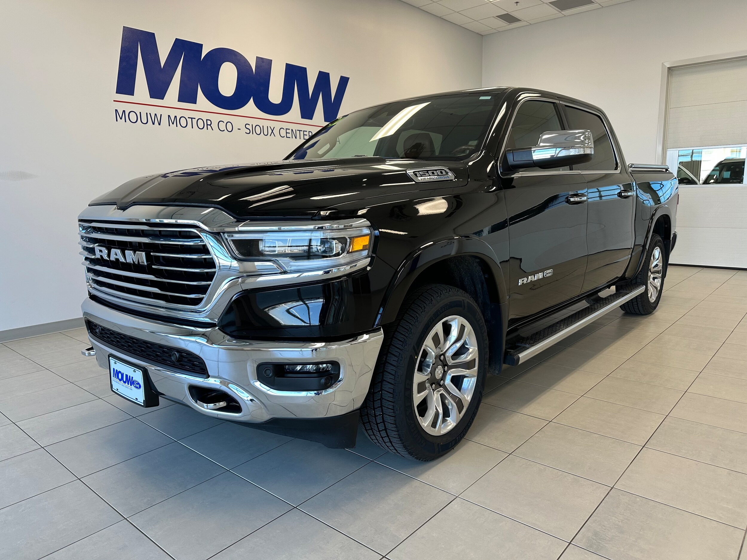 2022 Ram 1500 Laramie Longhorn photo 2