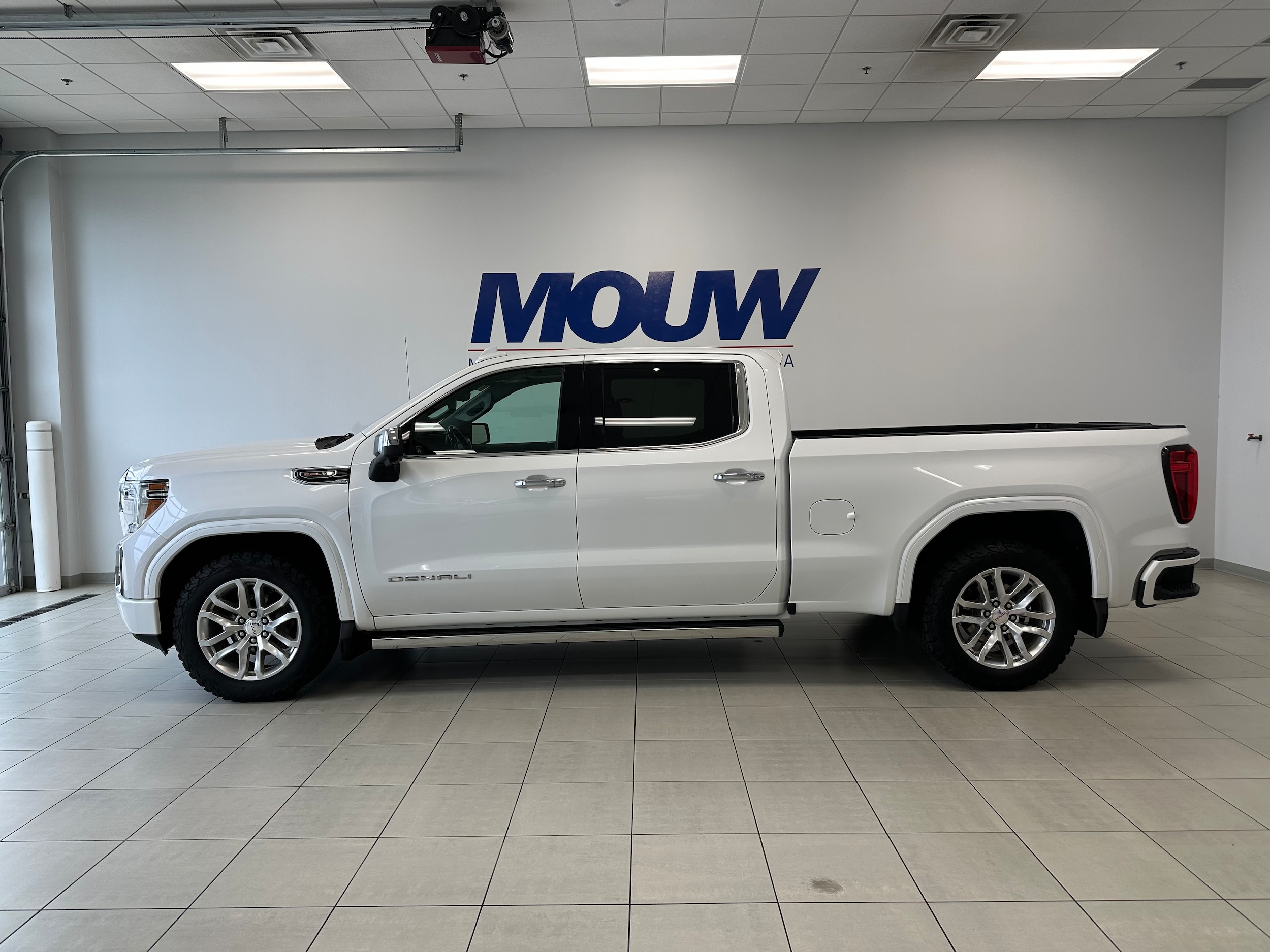 2019 GMC Sierra Denali 4x4 Crew Cab Short Box's photo