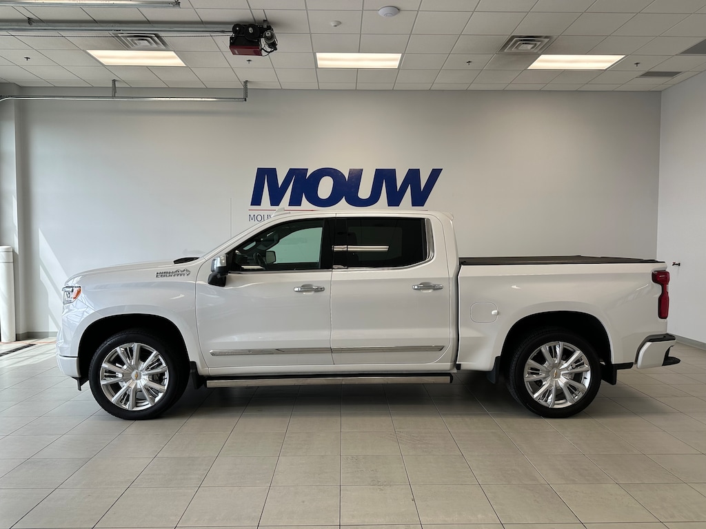 Used 2024 Chevrolet Silverado High Country Pickup