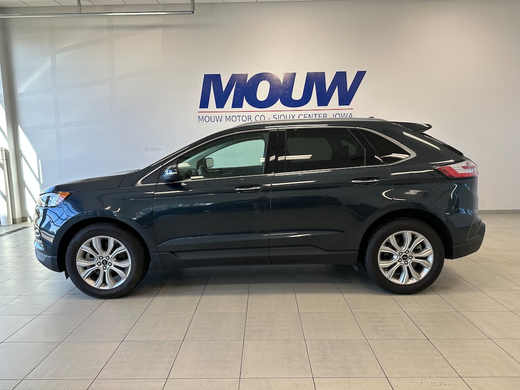 Used 2024 Ford Edge Titanium SUV