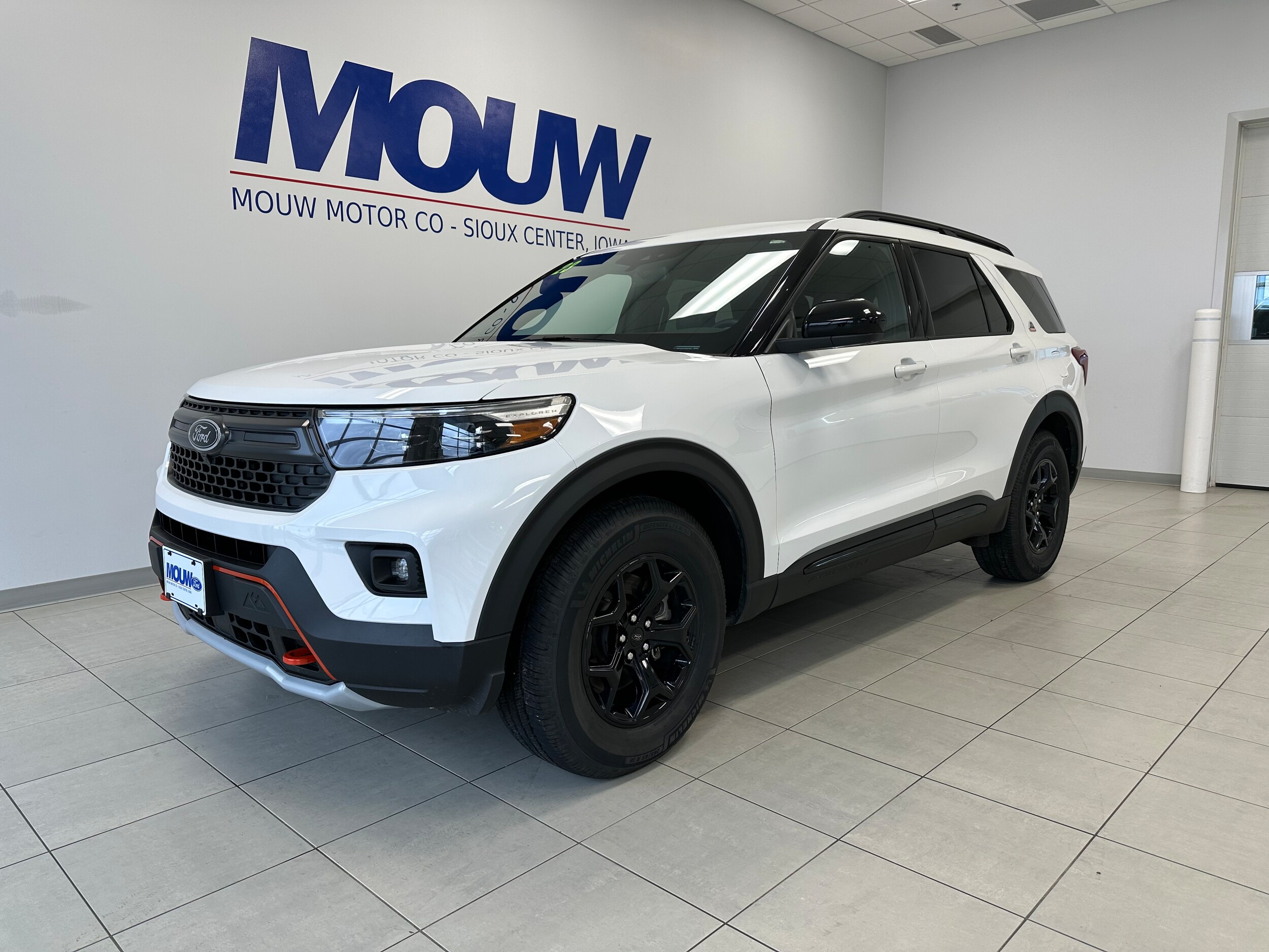 2023 Ford Explorer Timberline photo 2