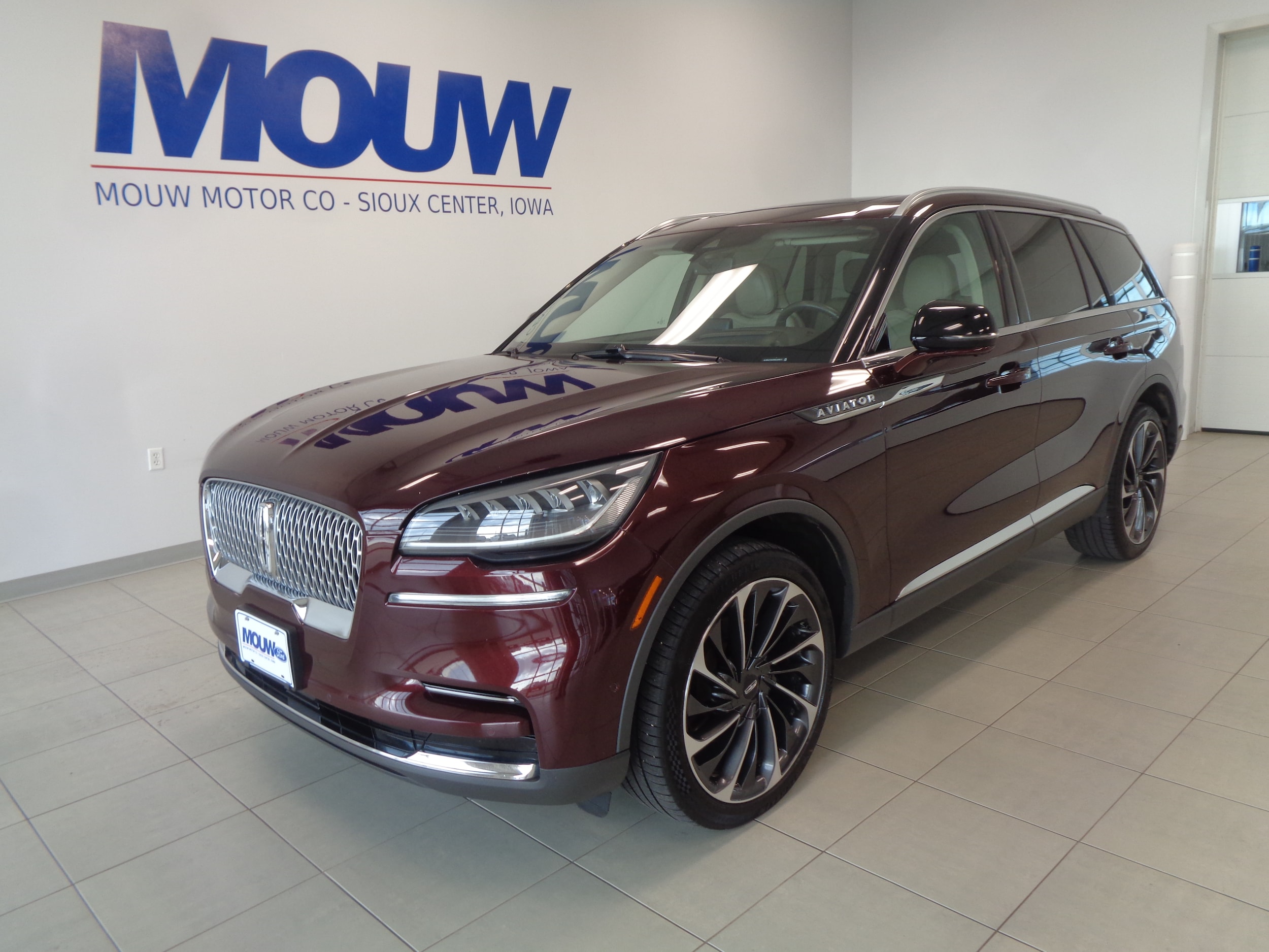 Used 2022 Lincoln Aviator Reserve with VIN 5LM5J7XC2NGL05017 for sale in Sioux Center, IA