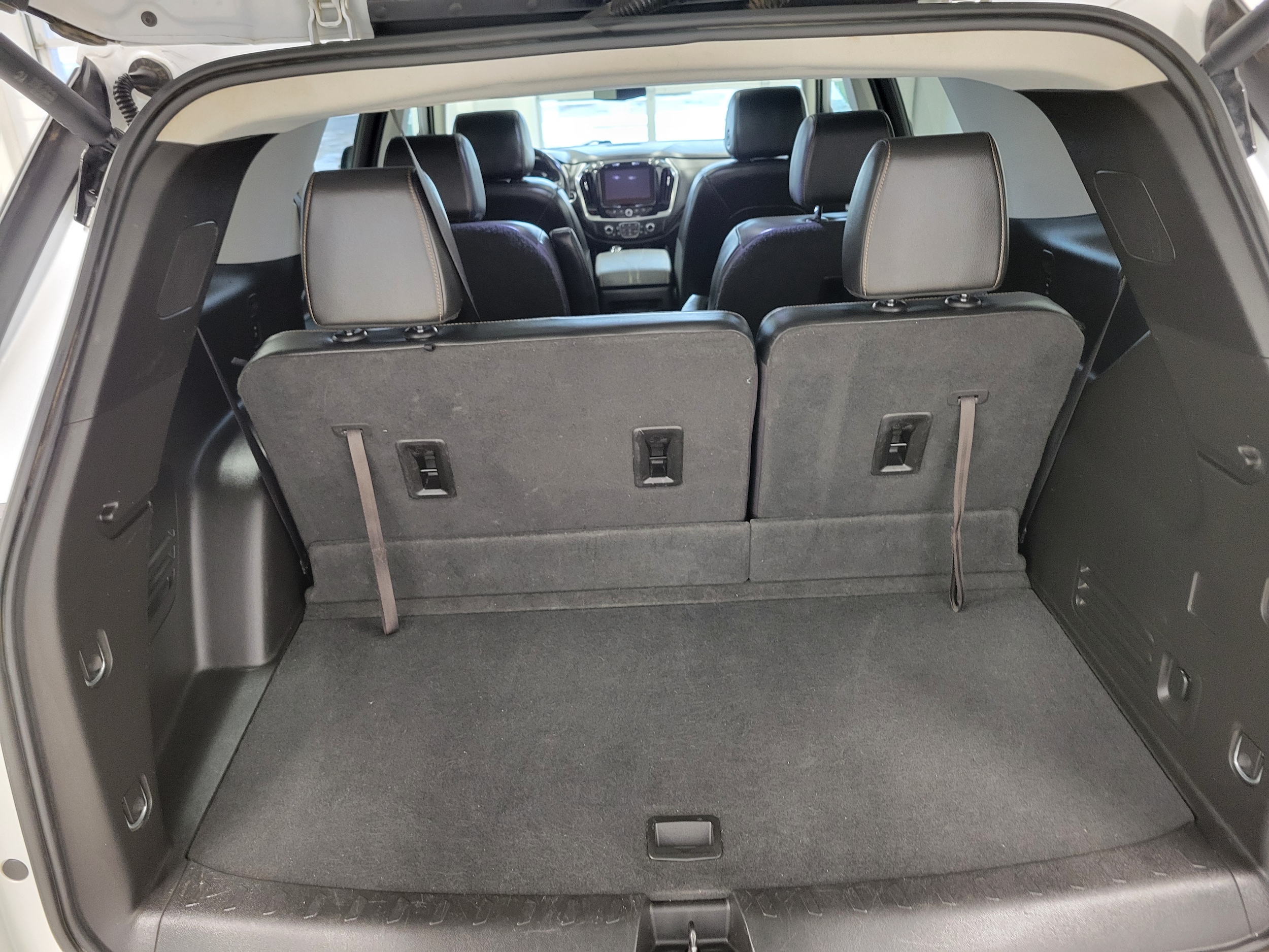 2019 Chevrolet Traverse 3LT - Photo 12