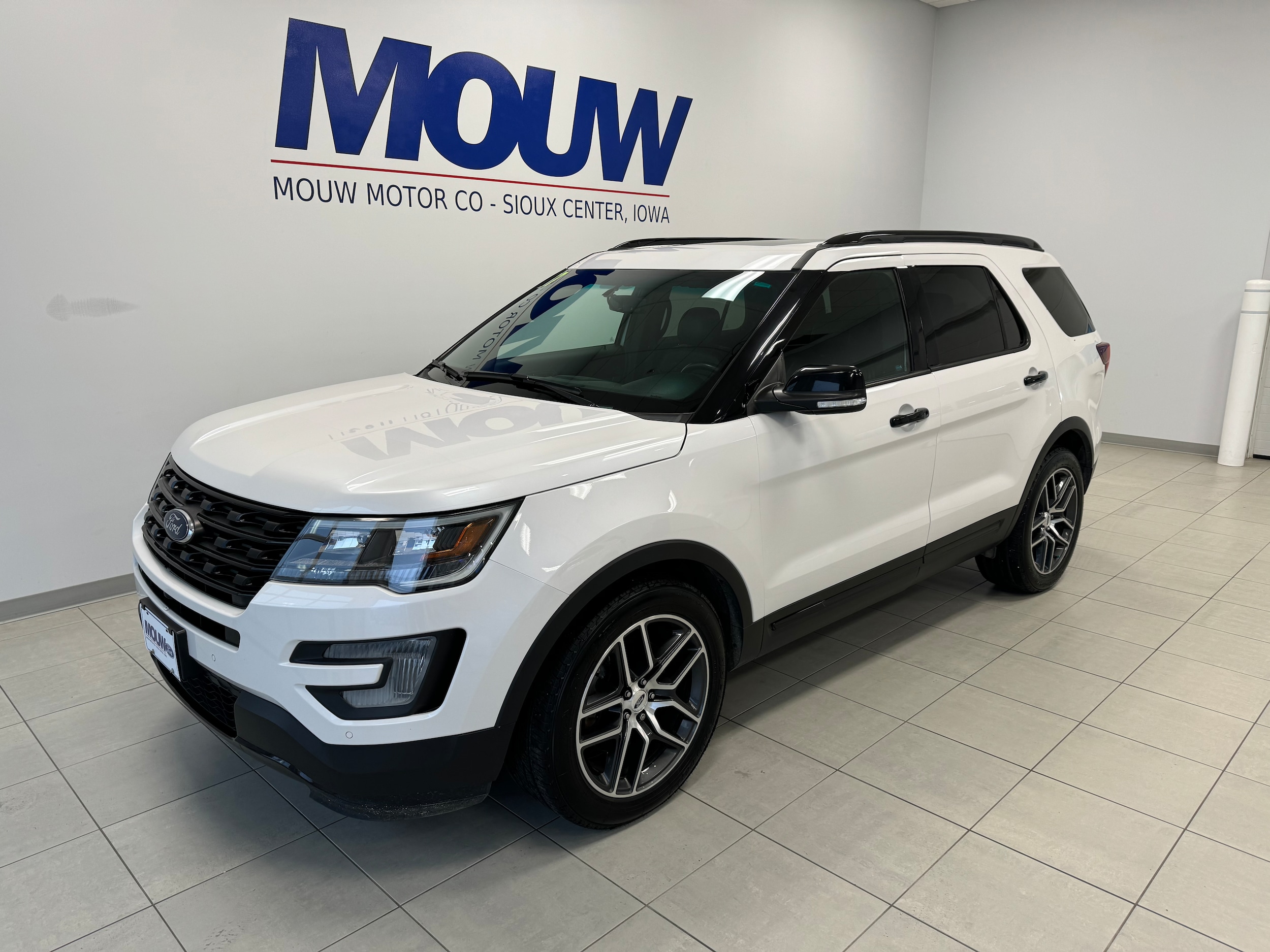 Used 2017 Ford Explorer Sport with VIN 1FM5K8GT6HGA16118 for sale in Sioux Center, IA