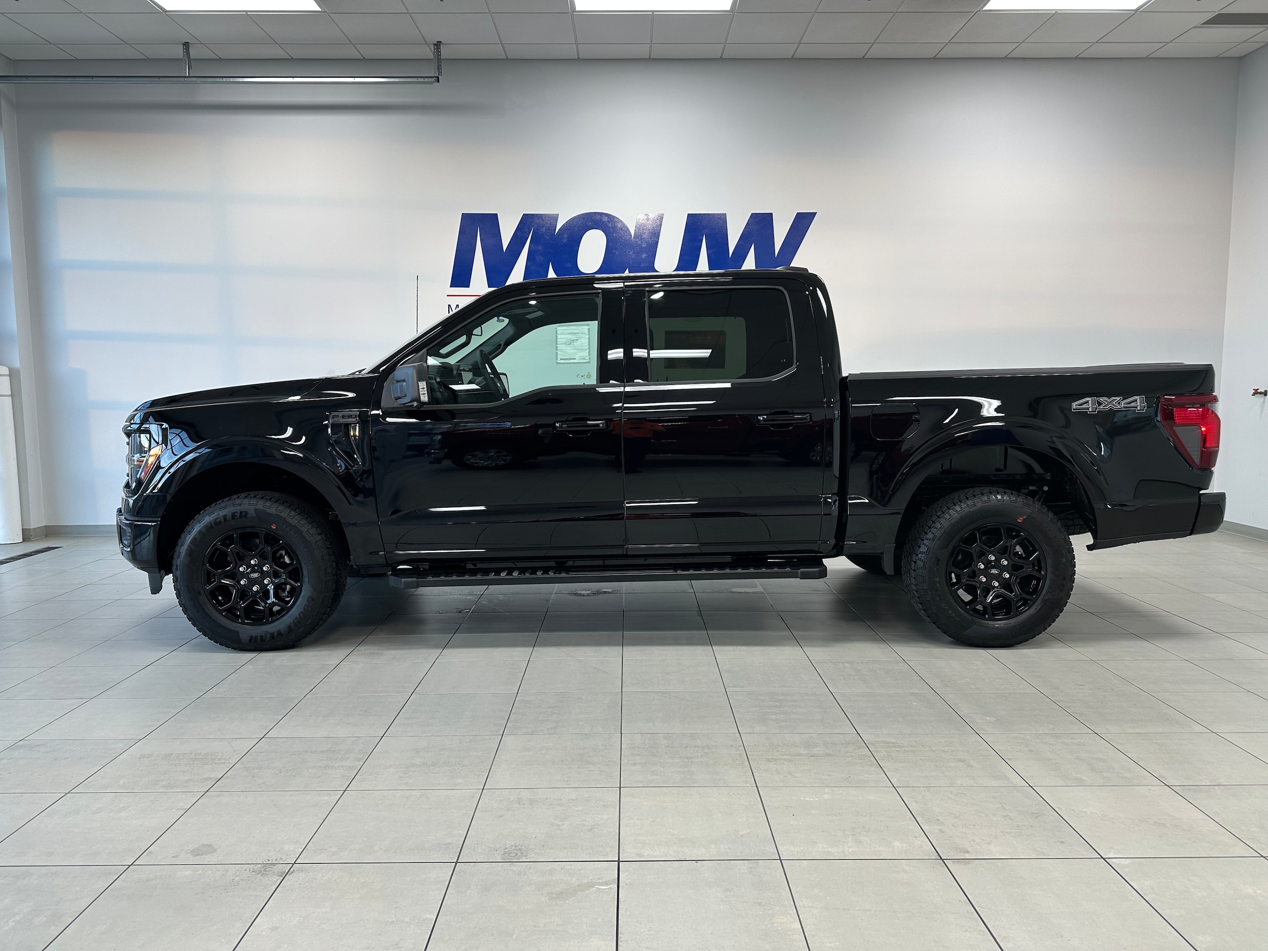 2025 Ford F-150 XLT's photo