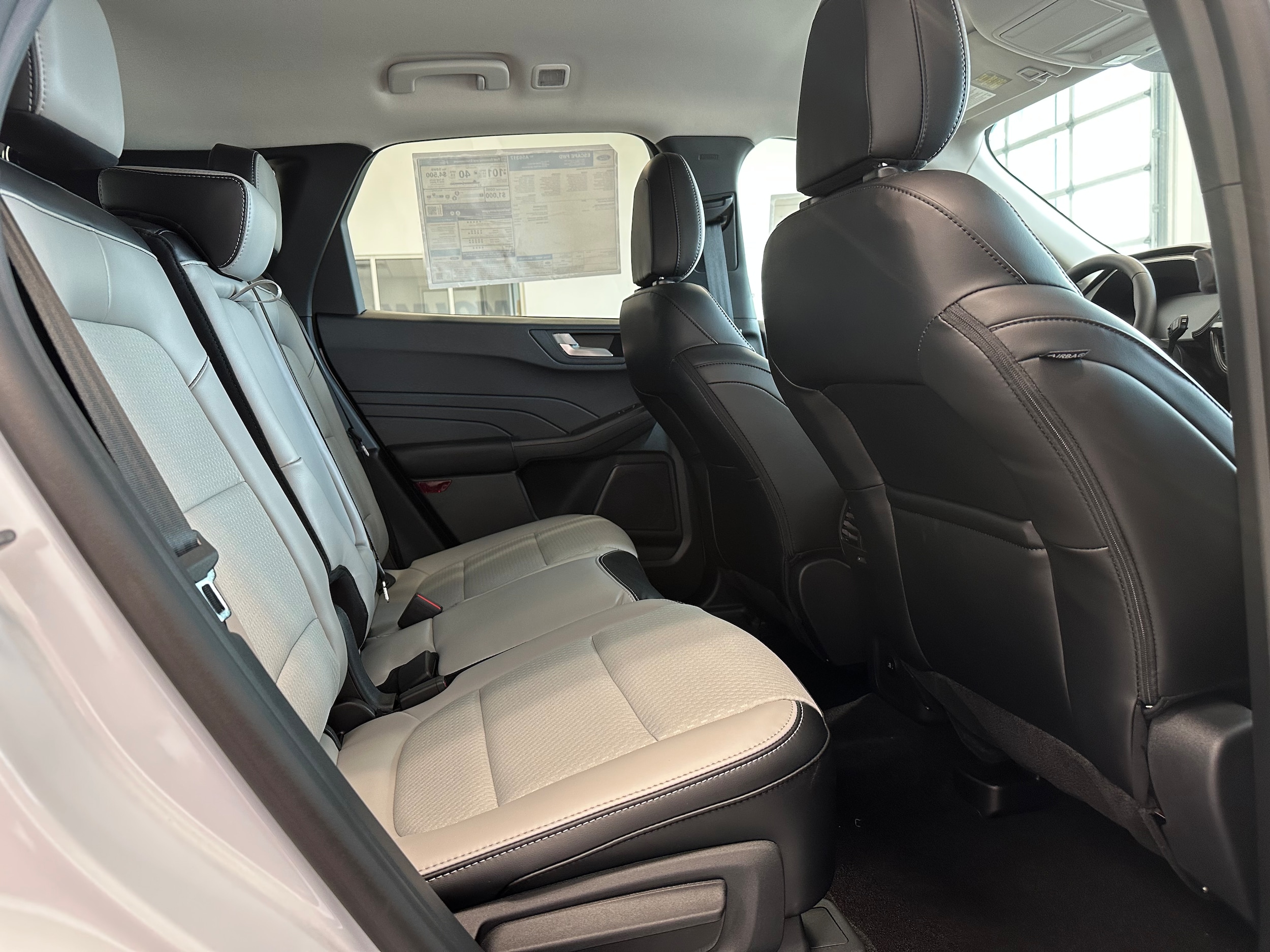 2025 Ford Escape Plug-in hybrid PHEV - Photo 15