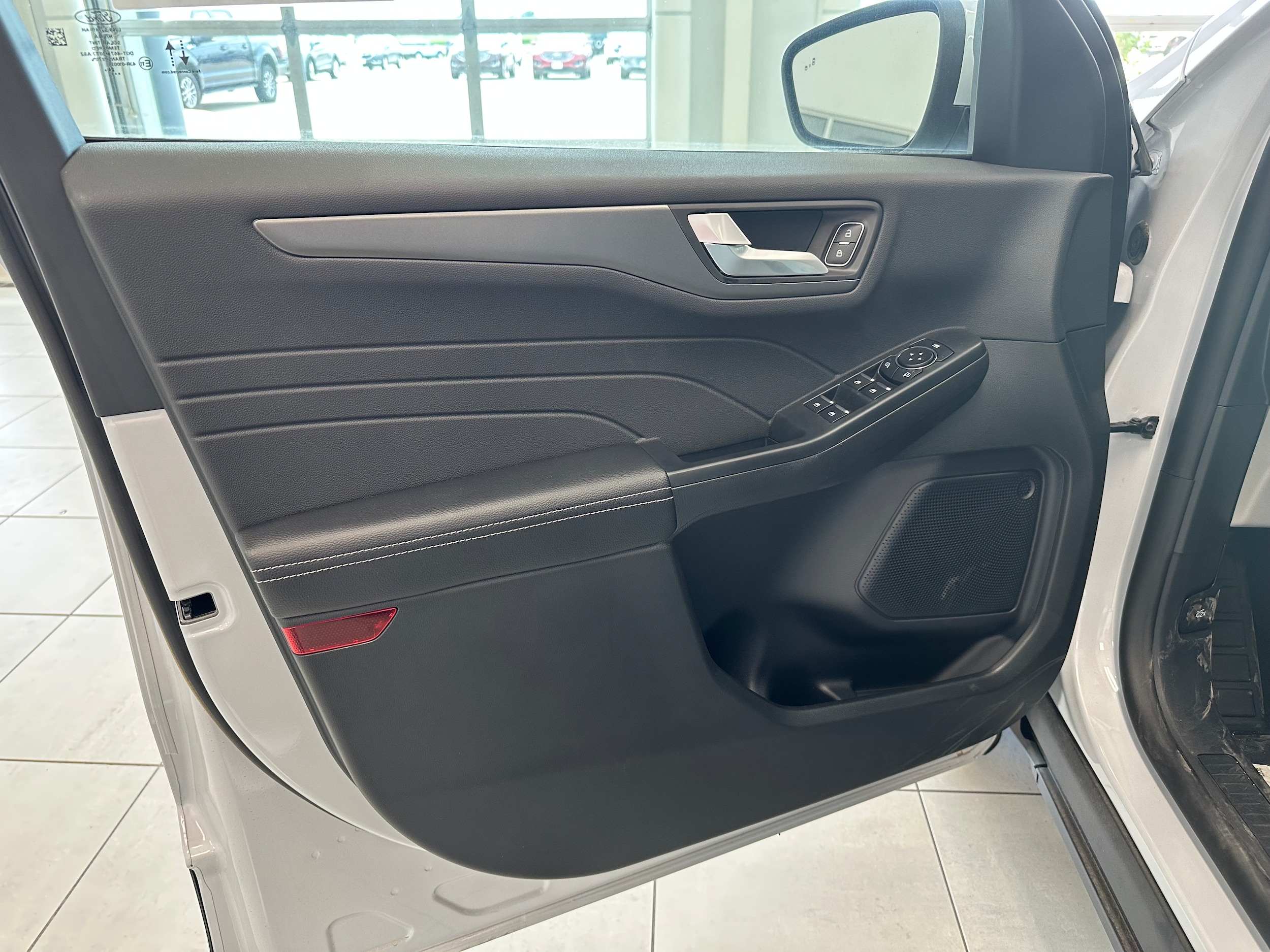 2025 Ford Escape Plug-in hybrid PHEV - Photo 13