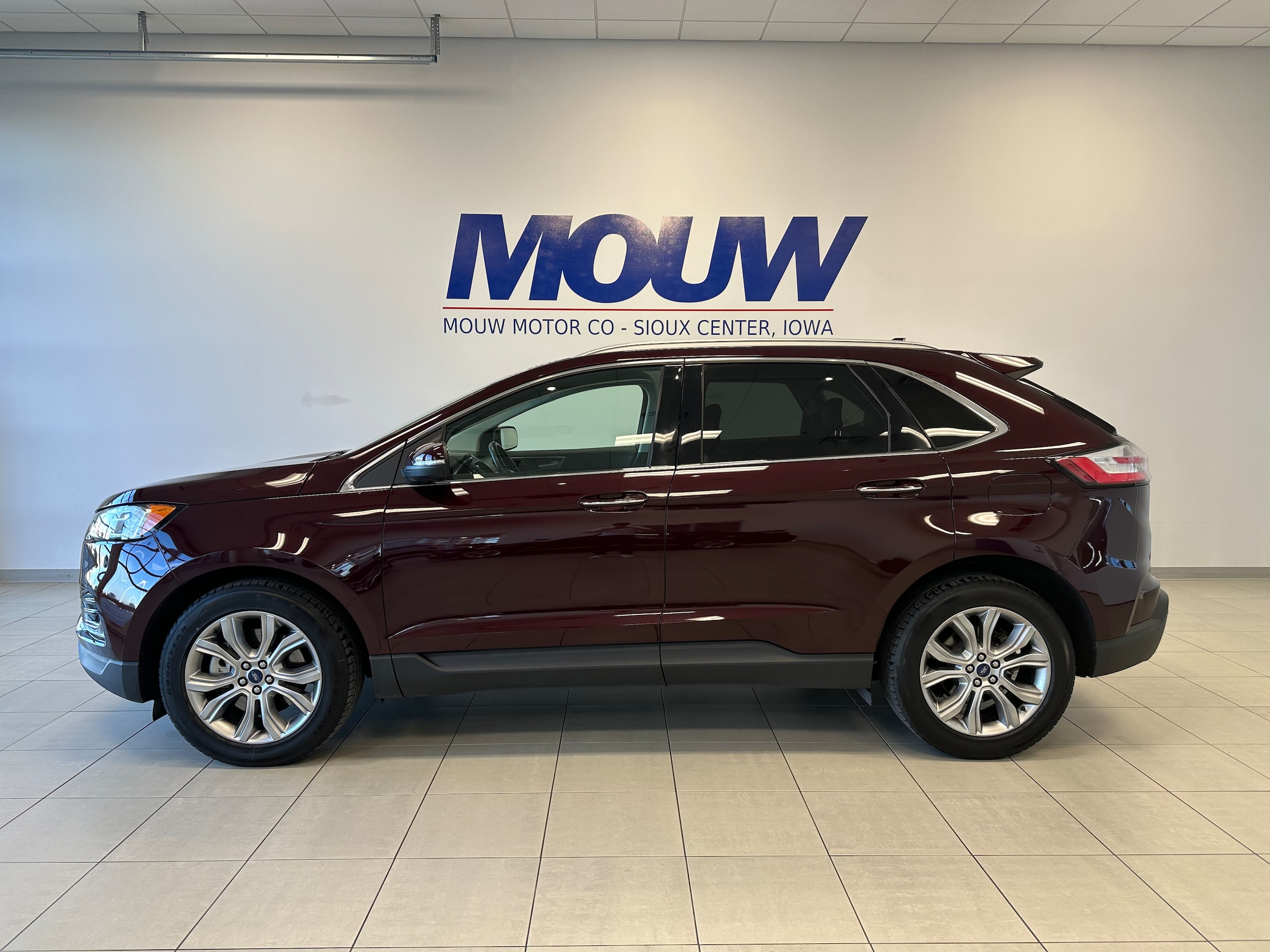2019 Ford Edge Titanium