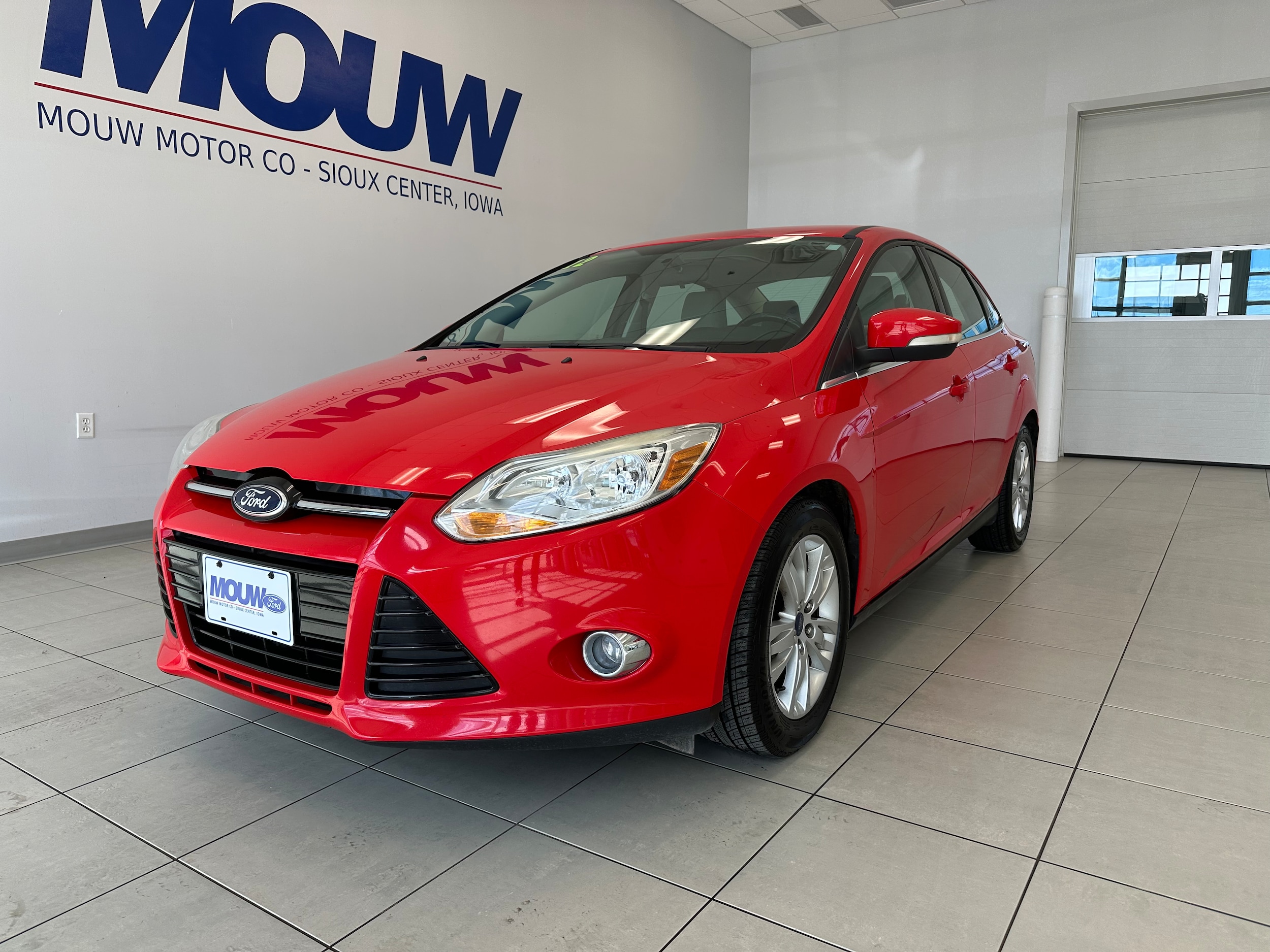 Used 2012 Ford Focus SEL with VIN 1FAHP3H22CL367769 for sale in Sioux Center, IA