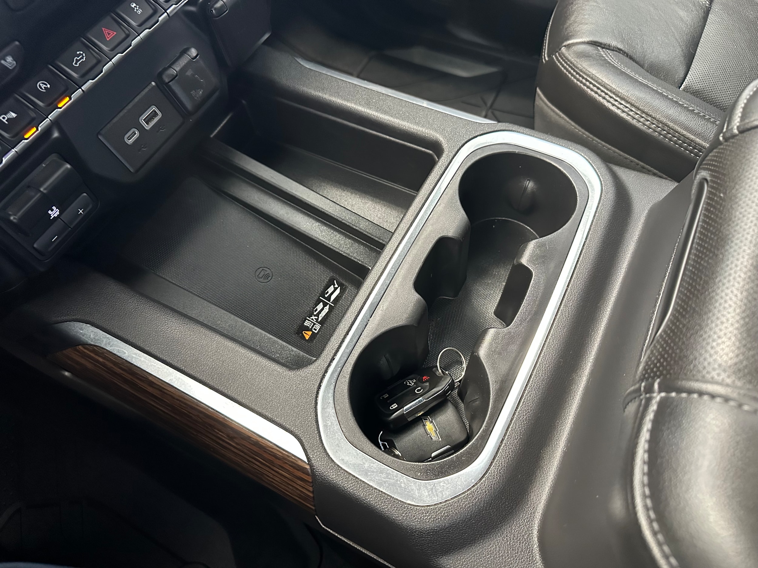 2019 Chevrolet Silverado 1500 High Country - Photo 19