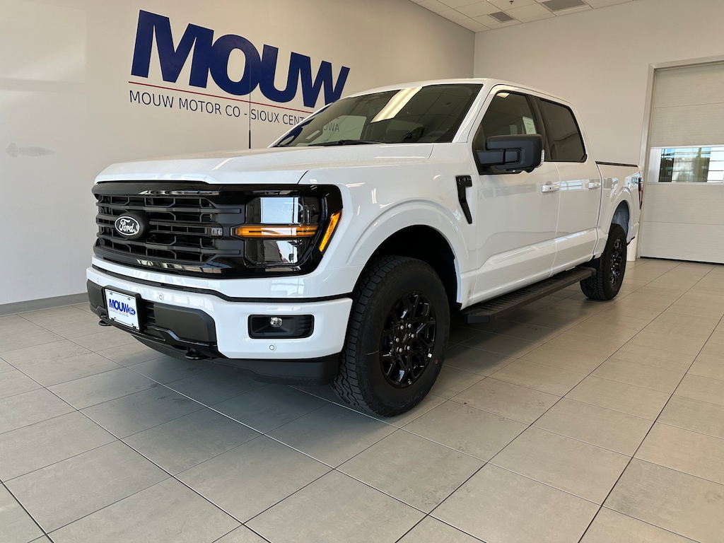 New 2025 Ford F-150 XLT TRUCK