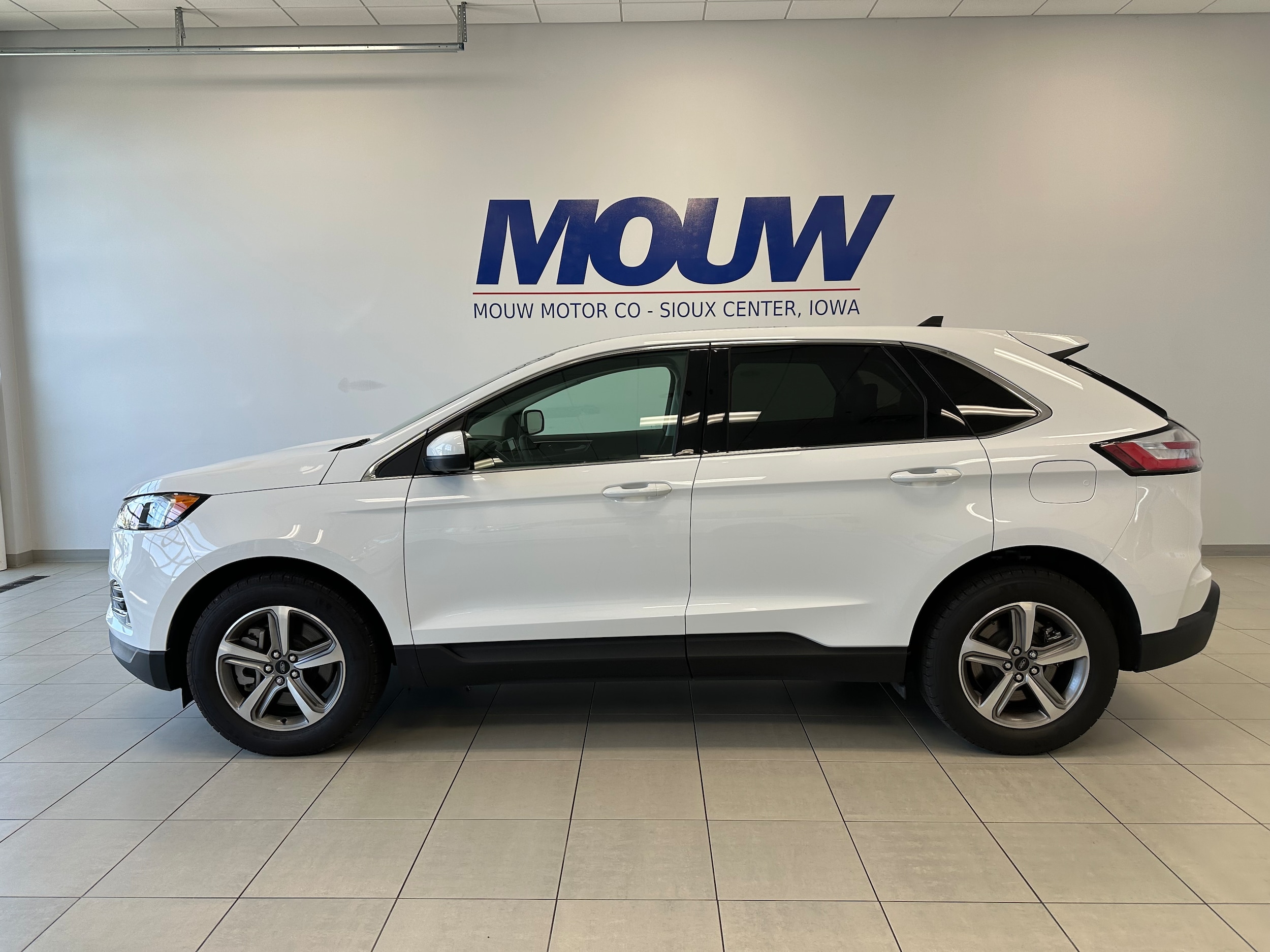 2024 Ford Edge SEL AWD's photo