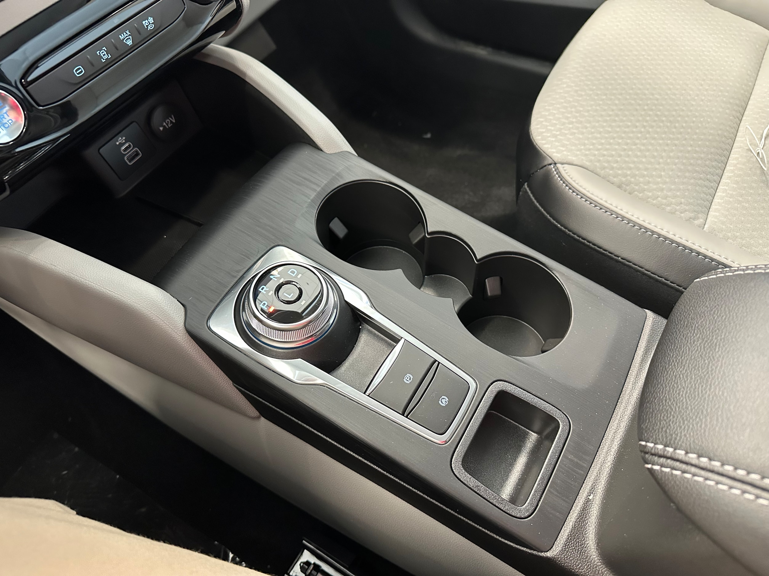 2025 Ford Escape Plug-in hybrid PHEV - Photo 22