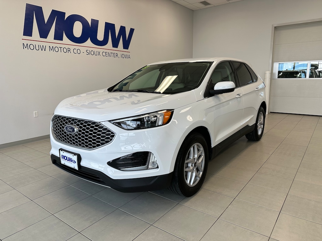 Used 2023 Ford Edge SEL SUV