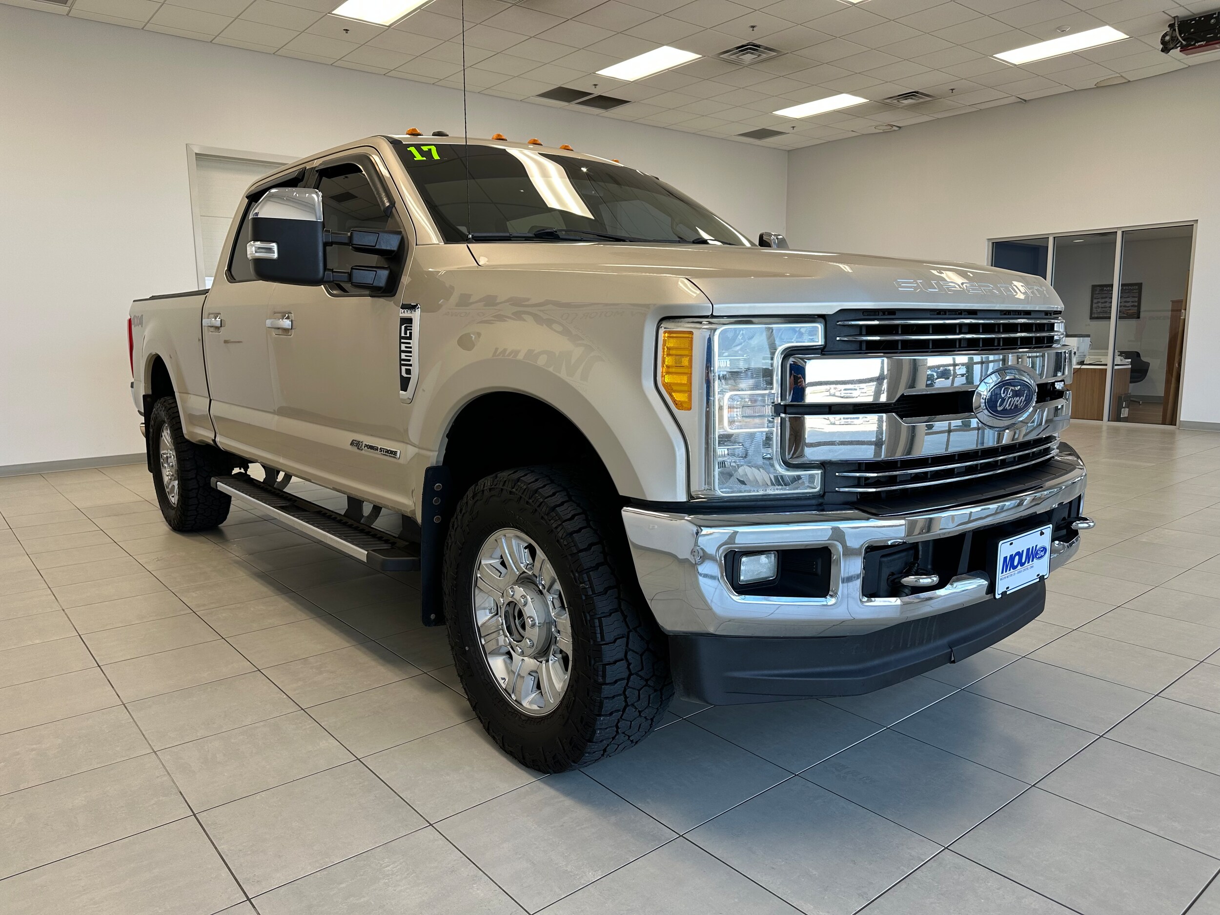 2017 Ford F-250 Lariat photo 4